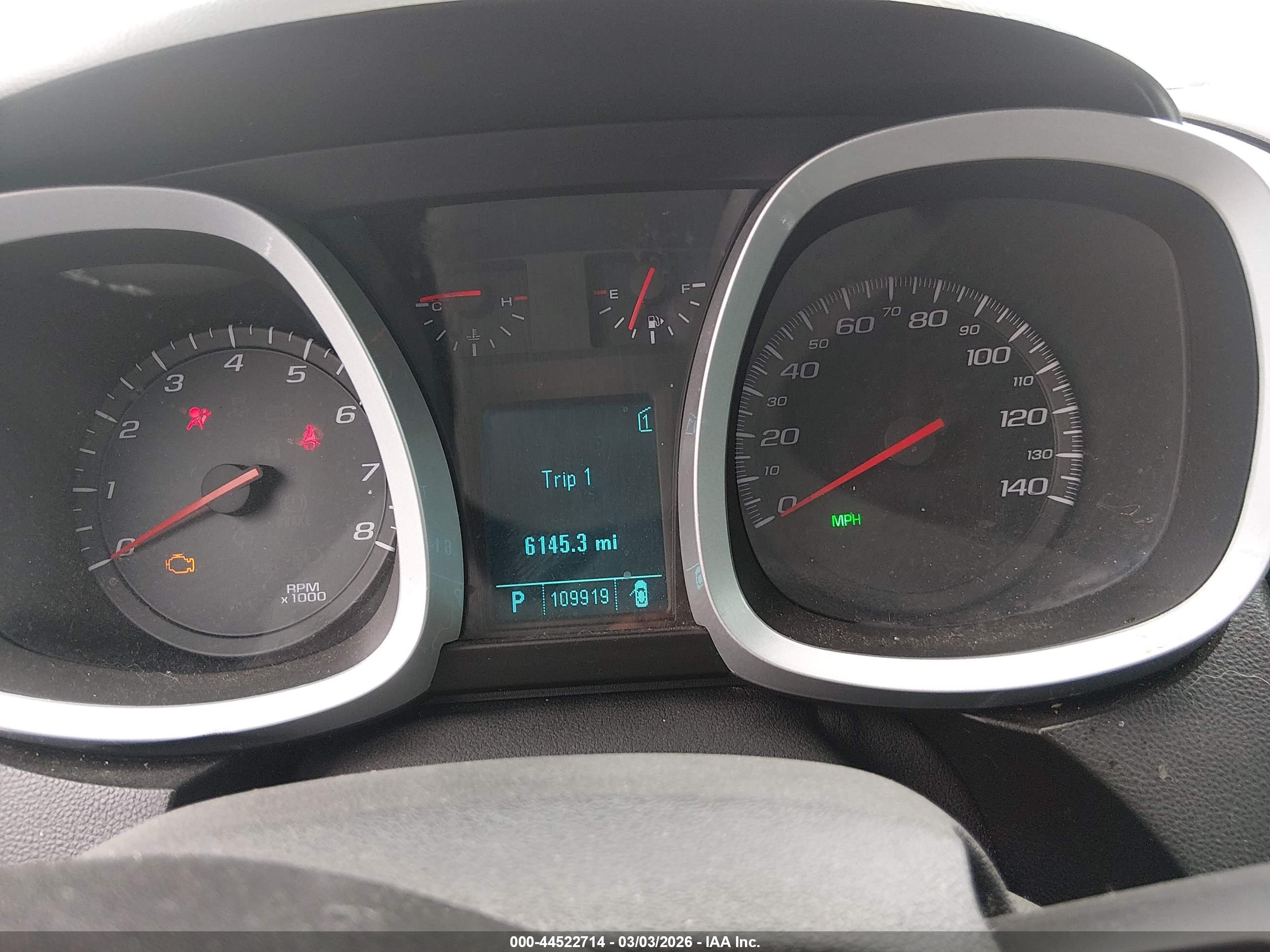 CHEVROLET EQUINOX image 7