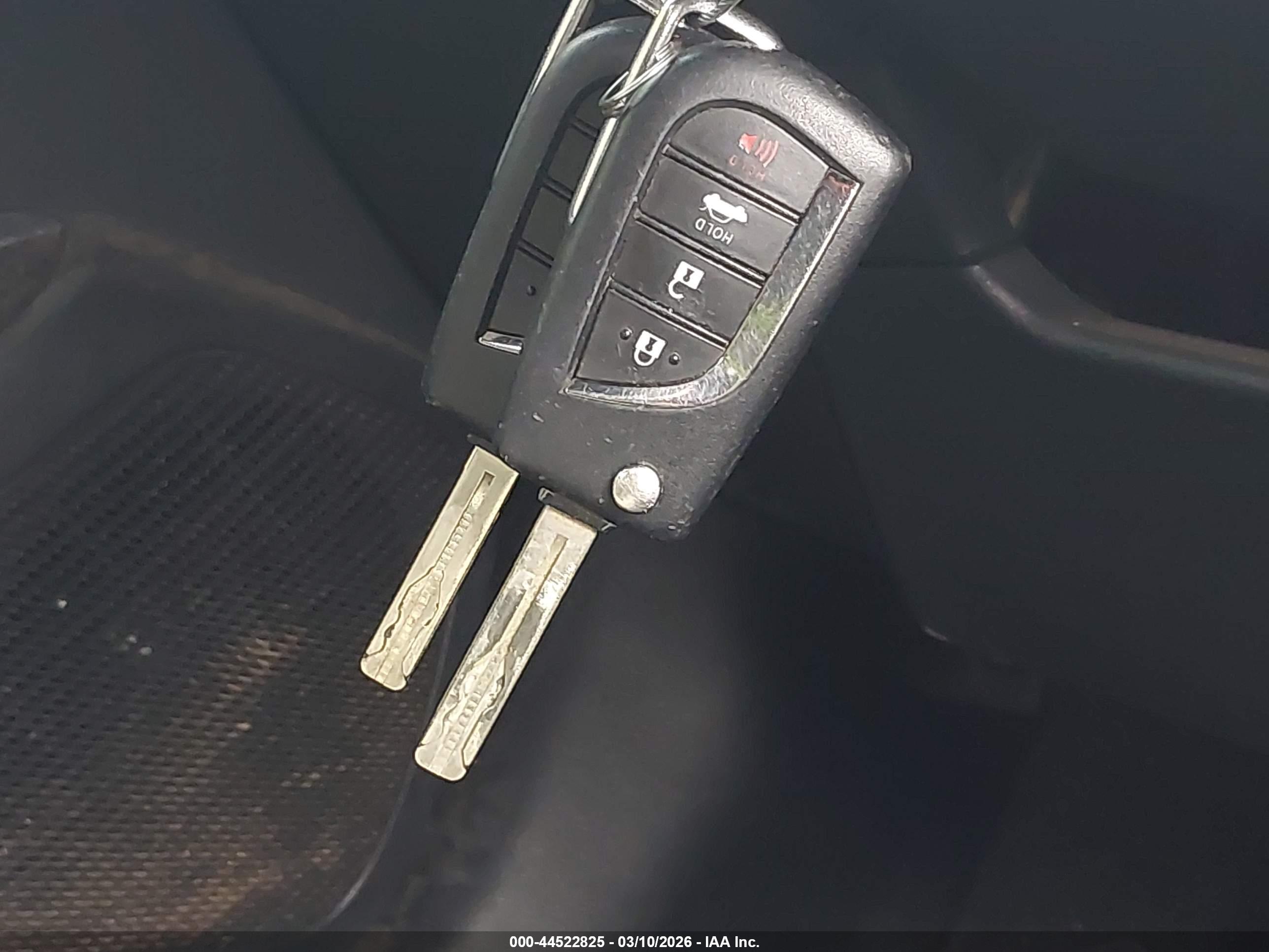 TOYOTA COROLLA image 11