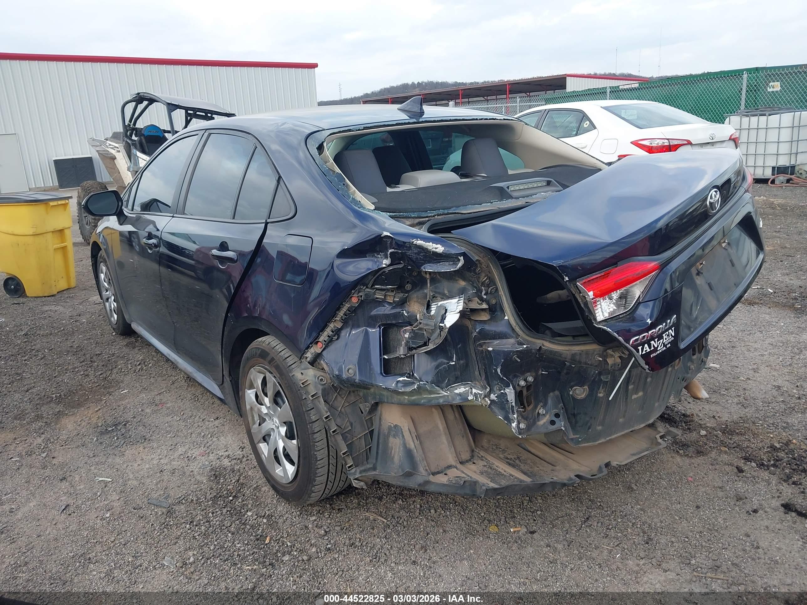 TOYOTA COROLLA image 3