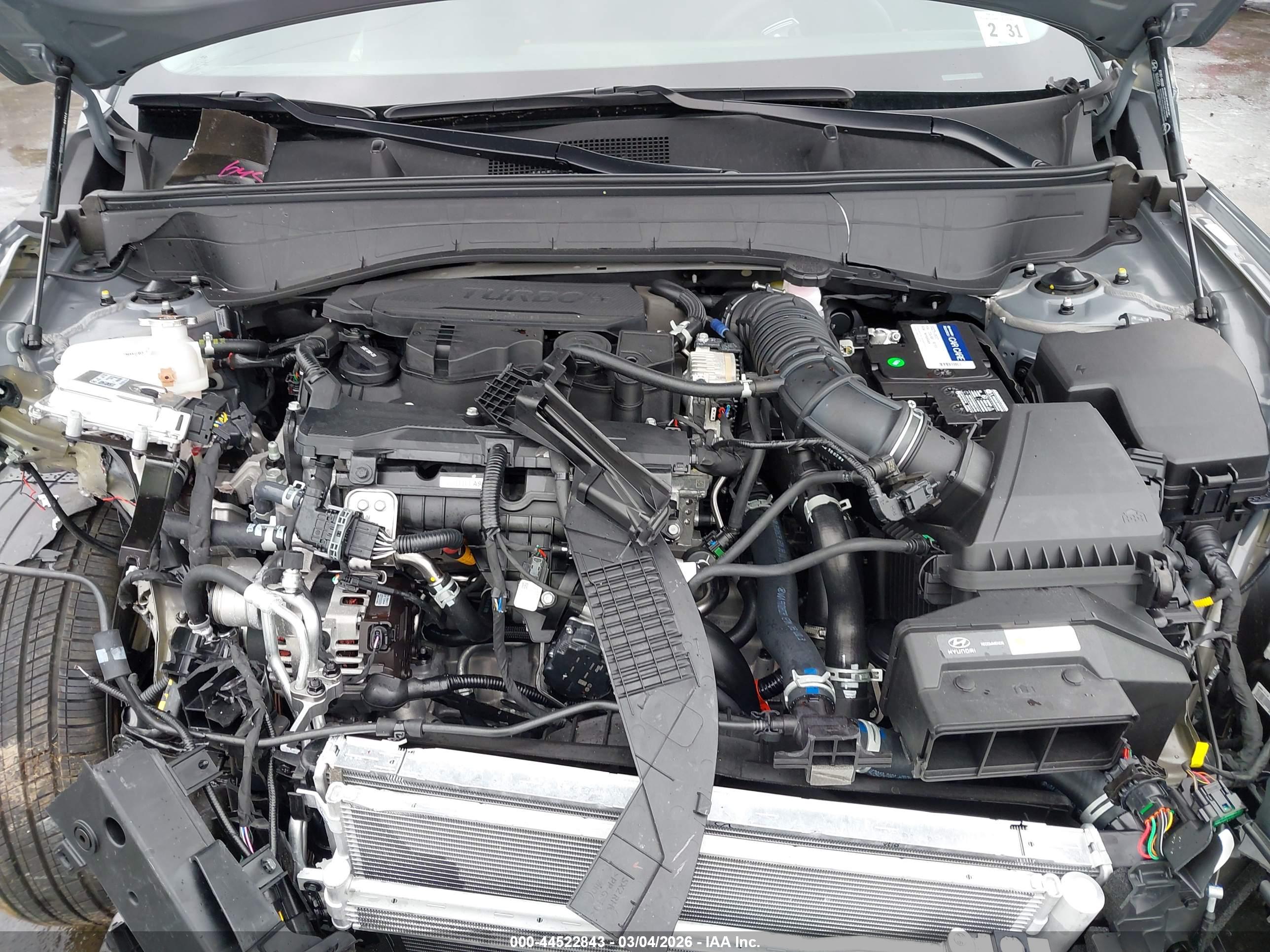 HYUNDAI KONA image 10