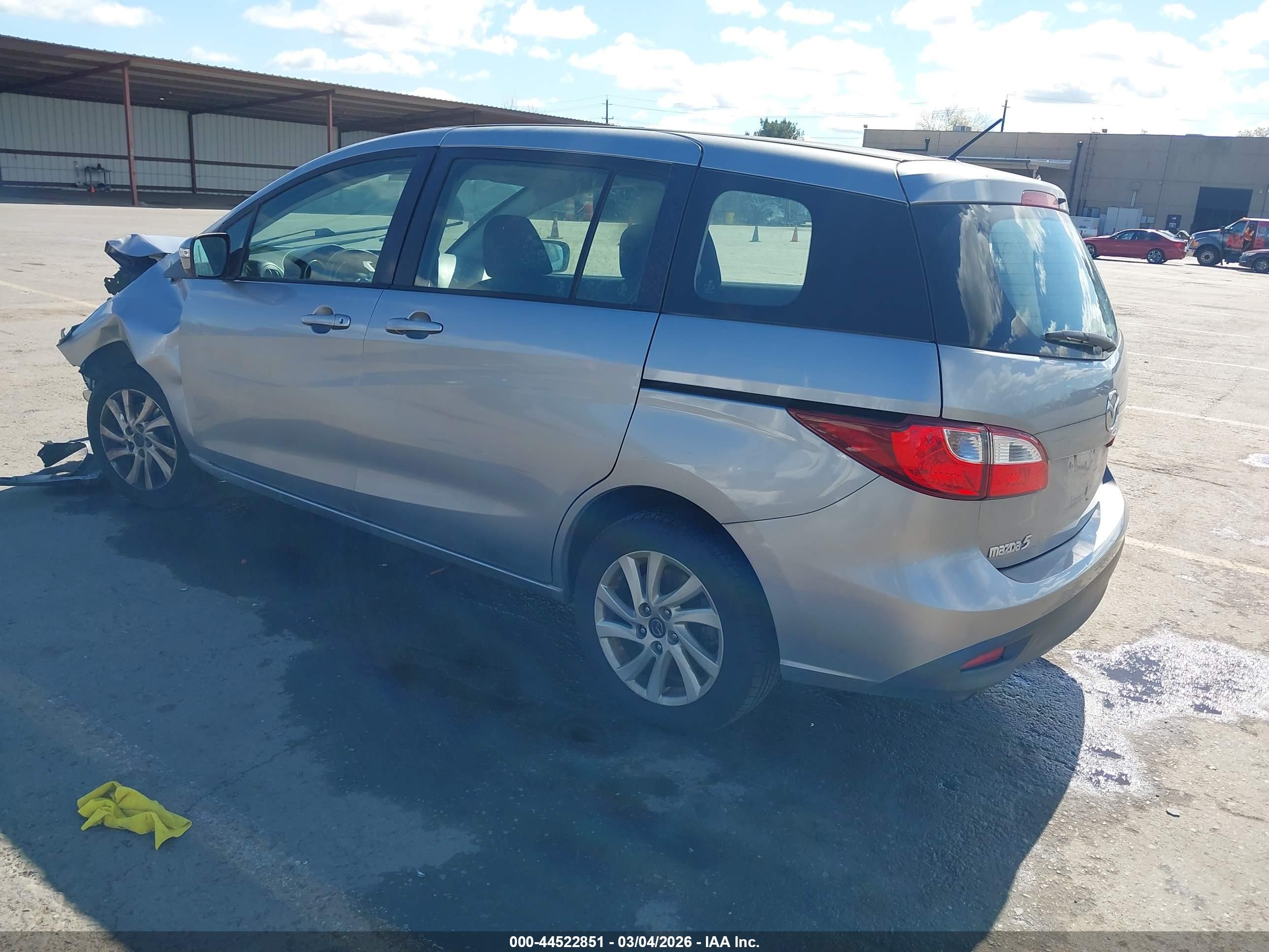 MAZDA MAZDA5 image 3