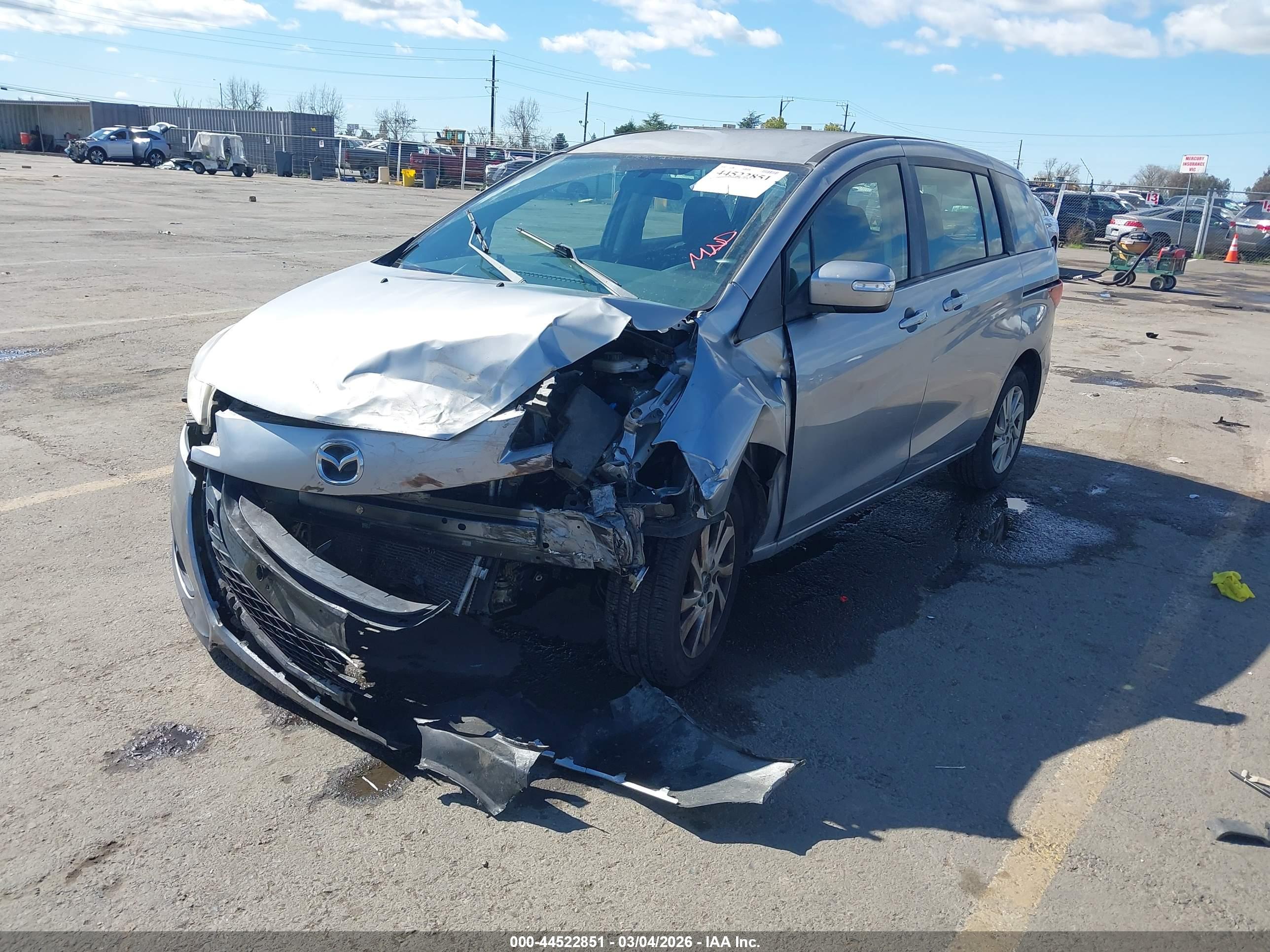 MAZDA MAZDA5 image 6