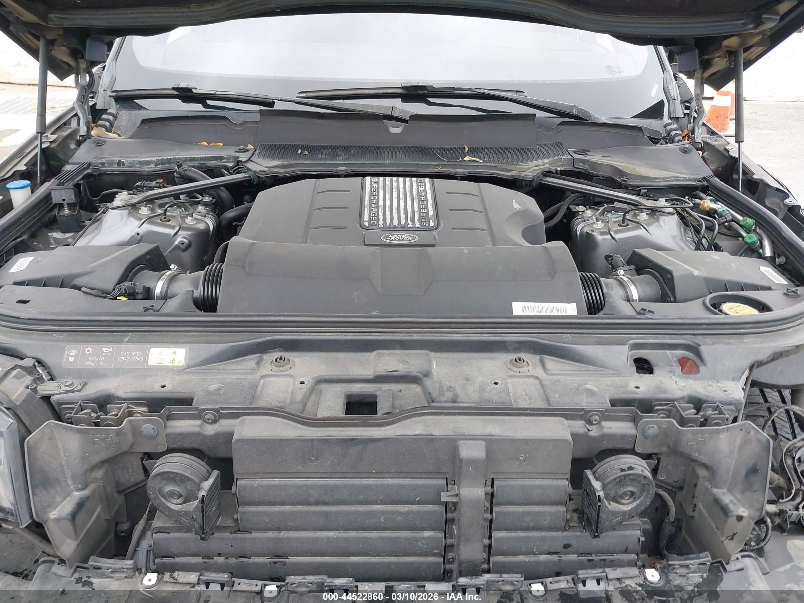 LAND ROVER image 10