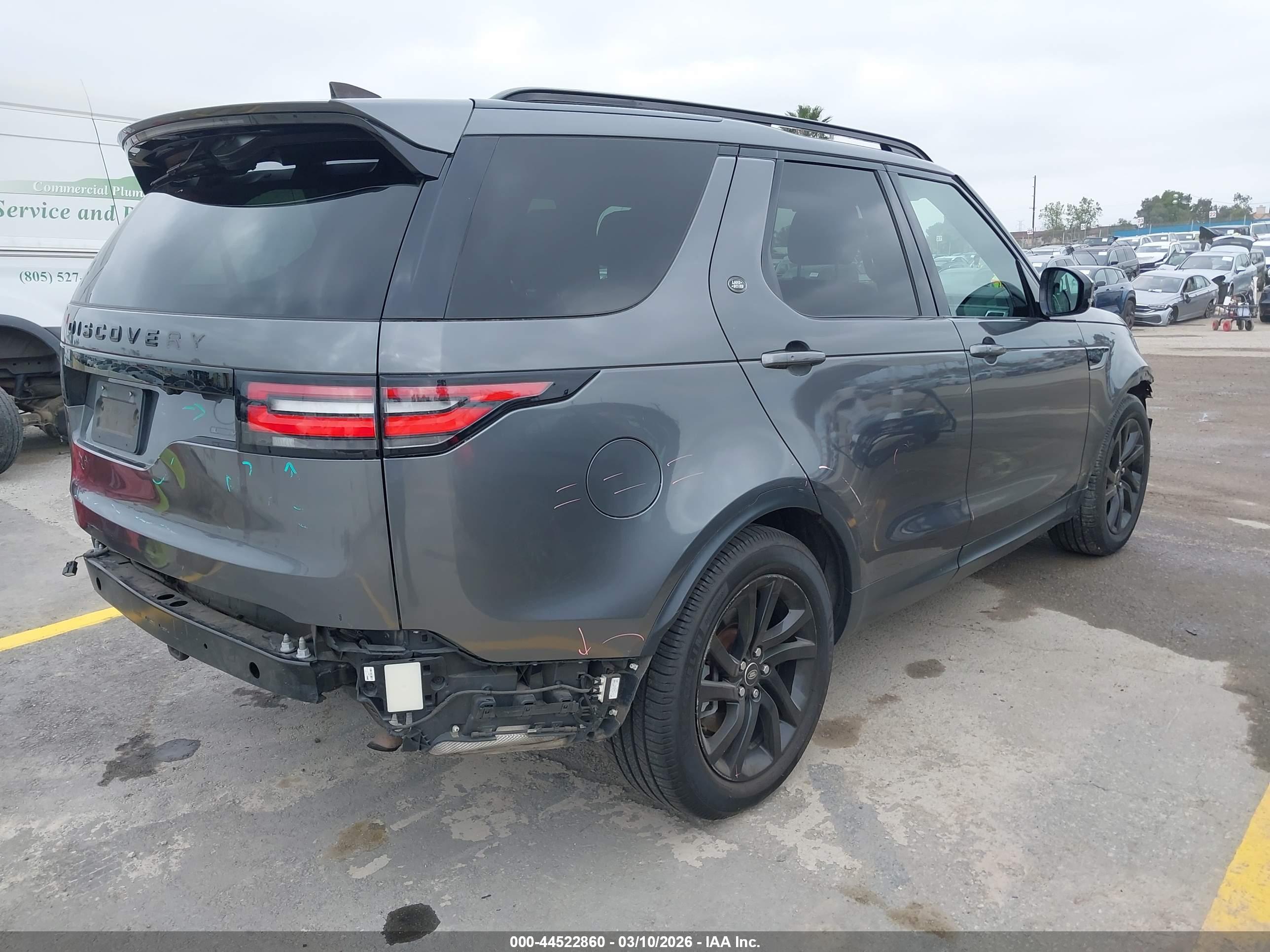 LAND ROVER image 4