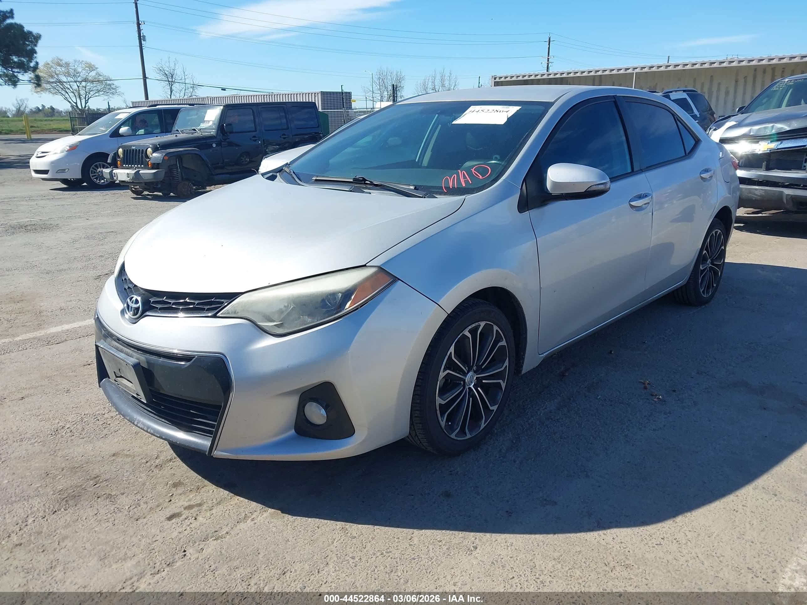 TOYOTA COROLLA image 2