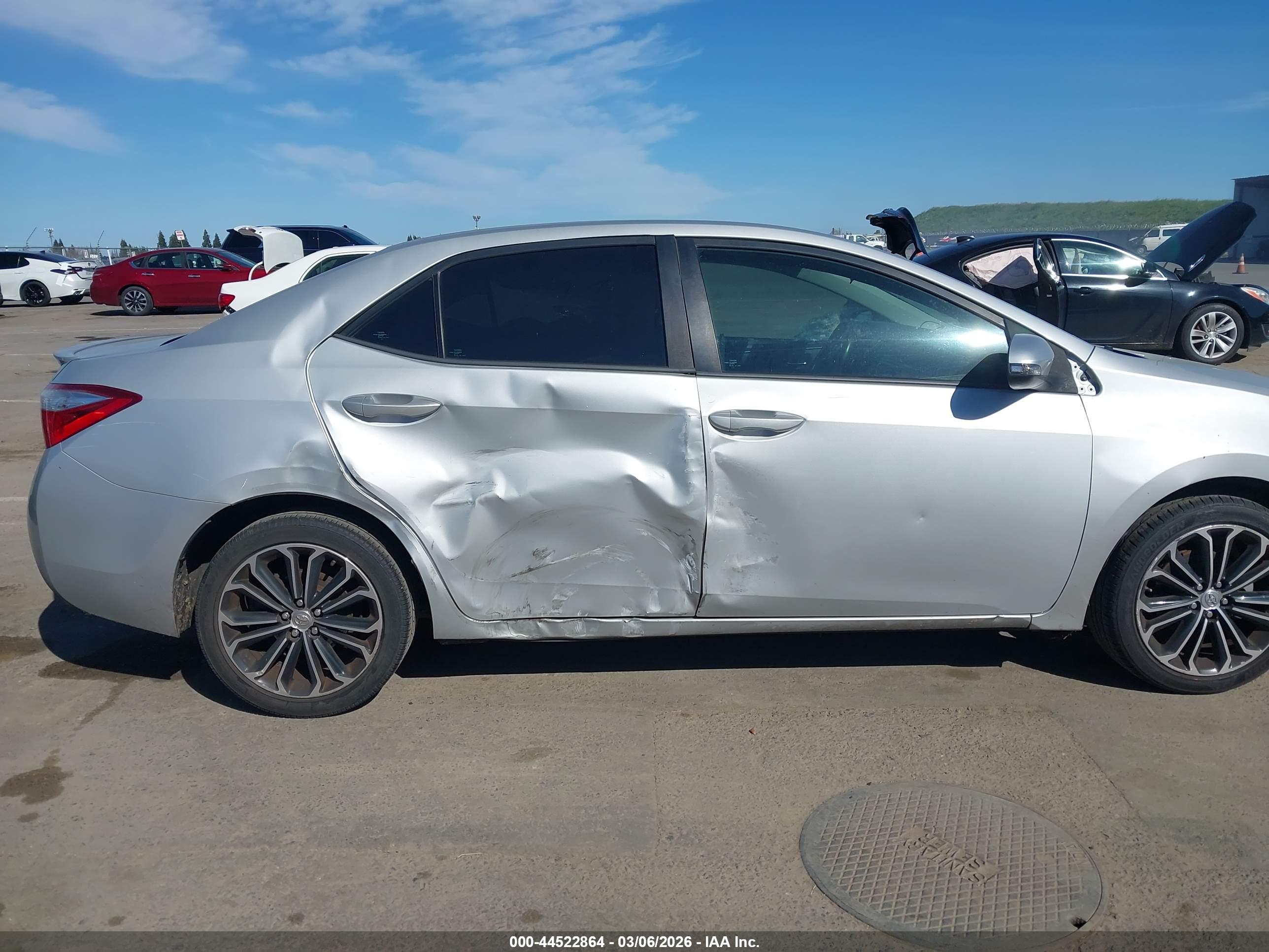 TOYOTA COROLLA image 6
