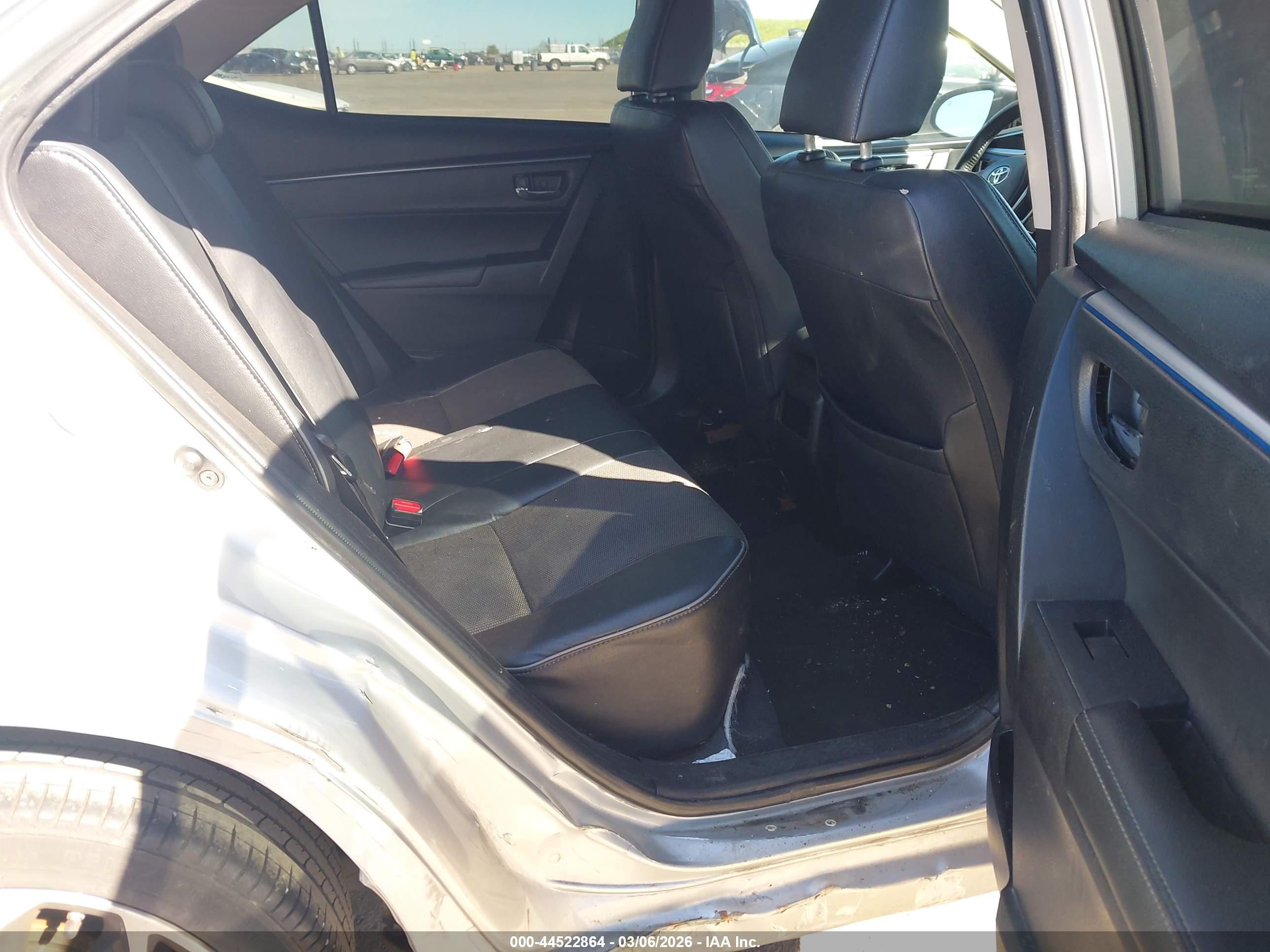 TOYOTA COROLLA image 8