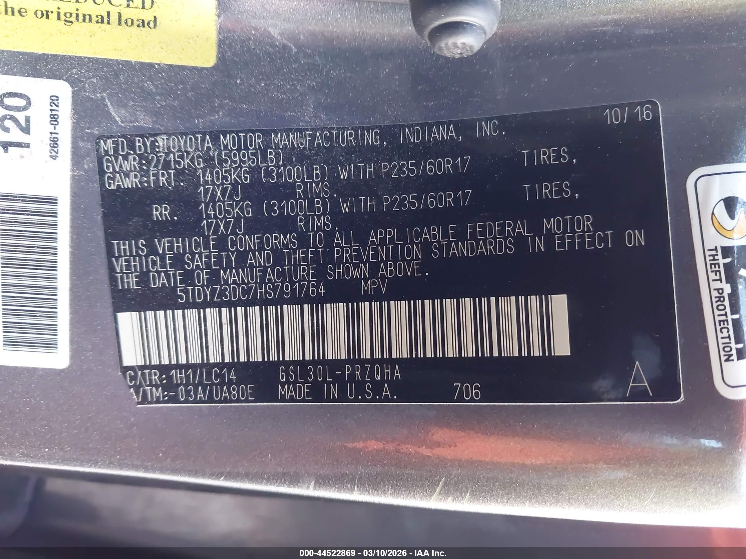 TOYOTA SIENNA image 9