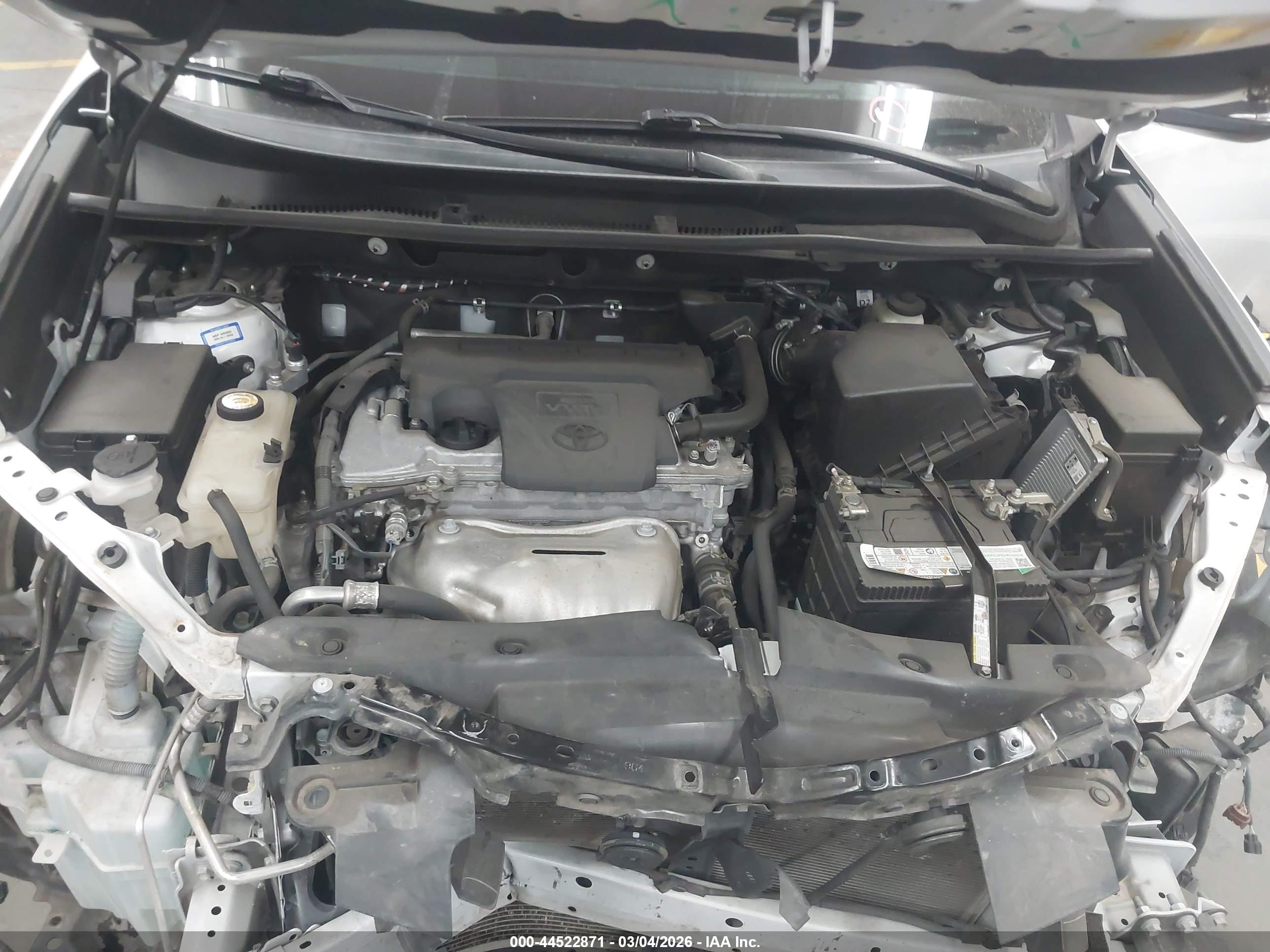 TOYOTA RAV4 image 10