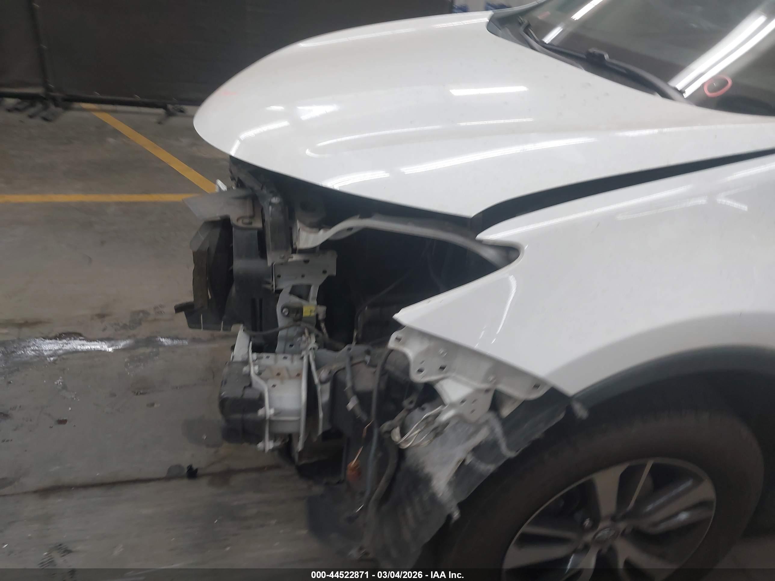 TOYOTA RAV4 image 6