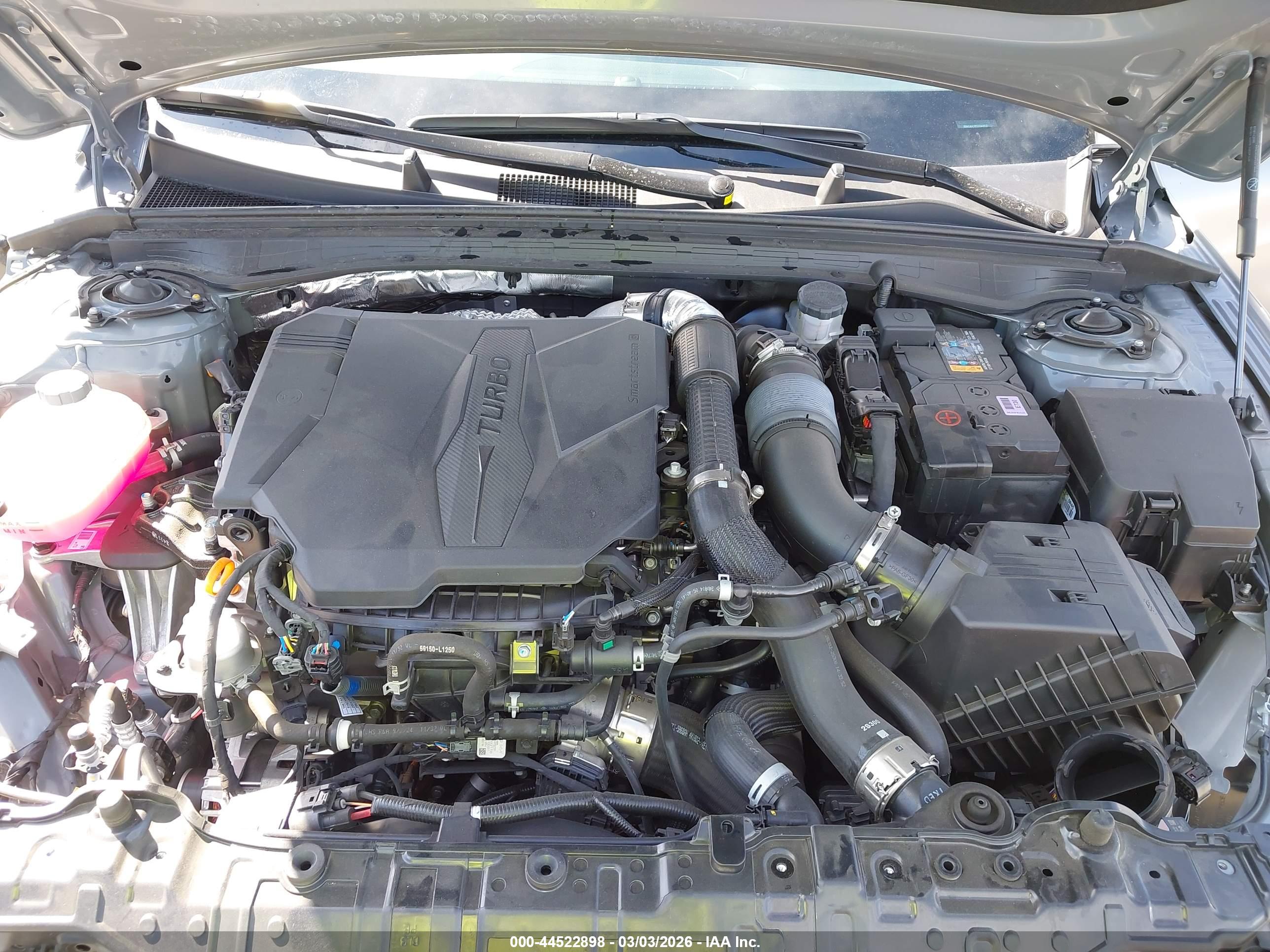 KIA K5 image 10