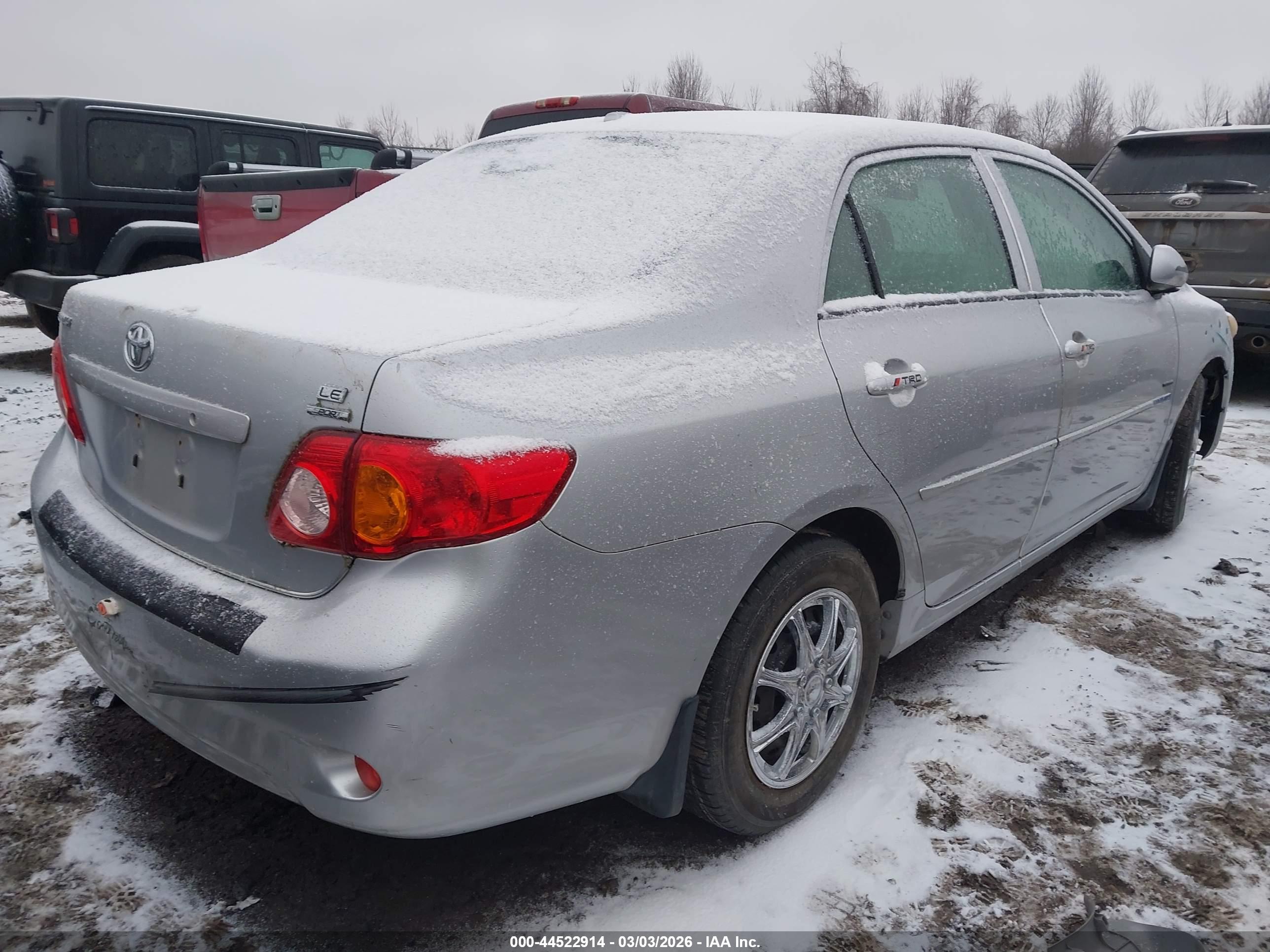 TOYOTA COROLLA image 4