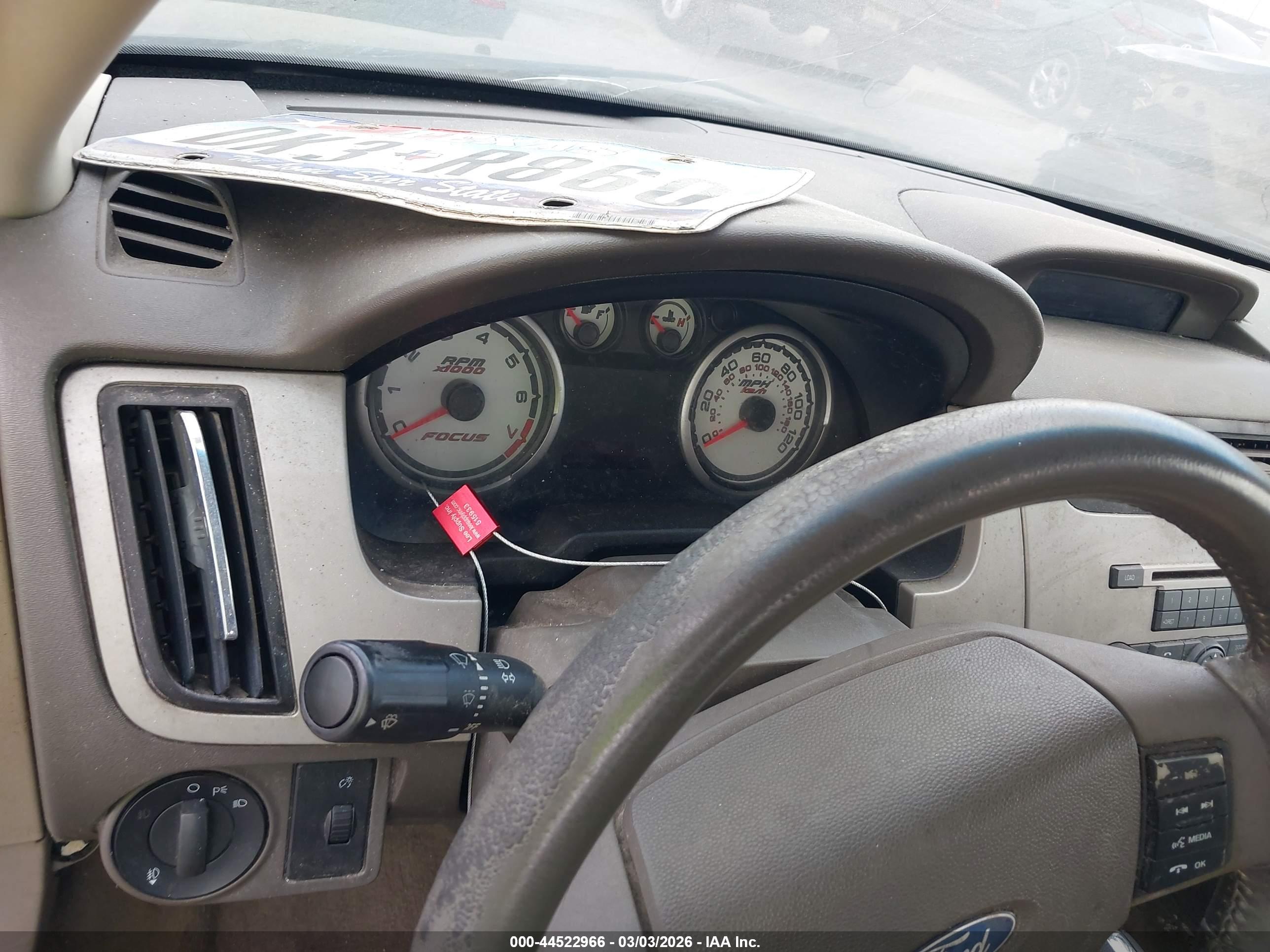 FORD FOCUS image 7