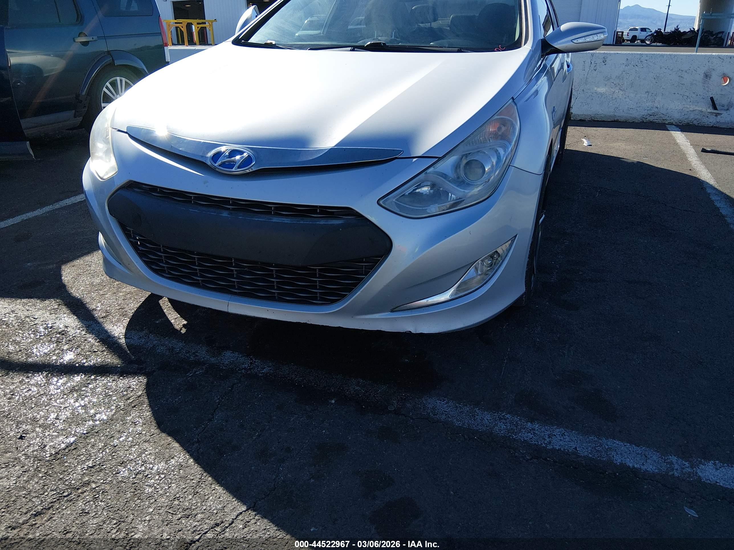 HYUNDAI SONATA image 6