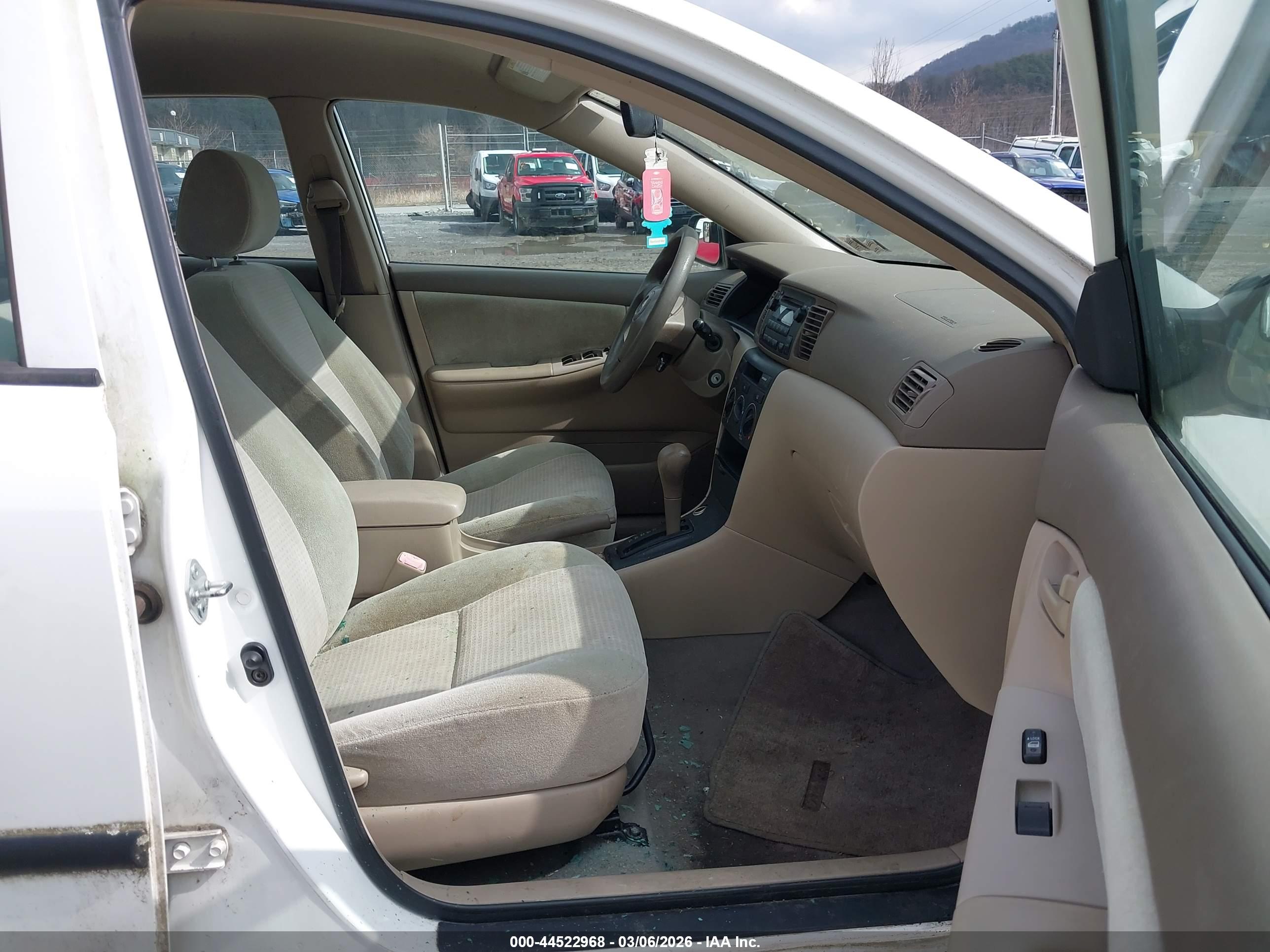 TOYOTA COROLLA image 5