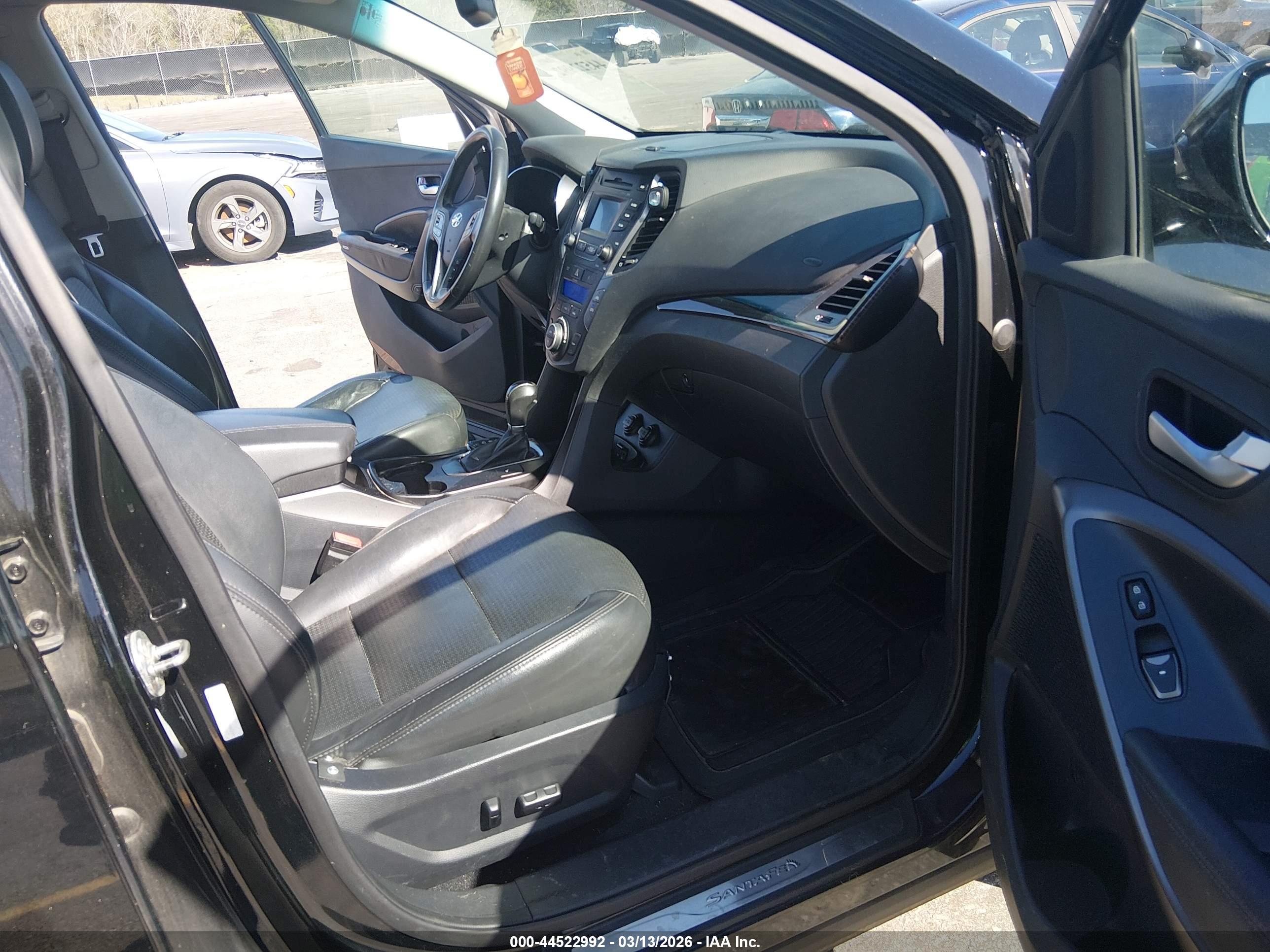HYUNDAI SANTA image 5