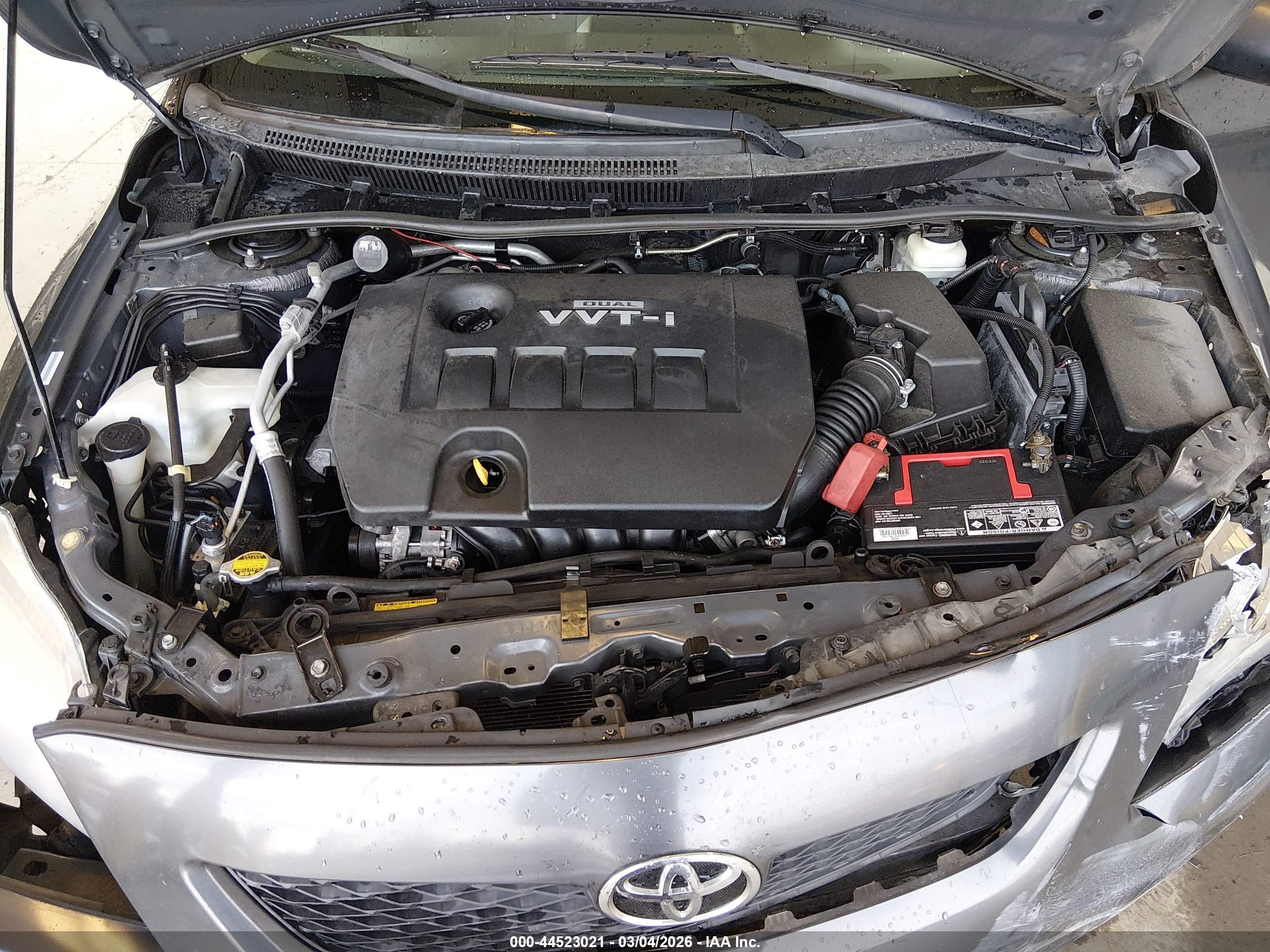 TOYOTA COROLLA image 10