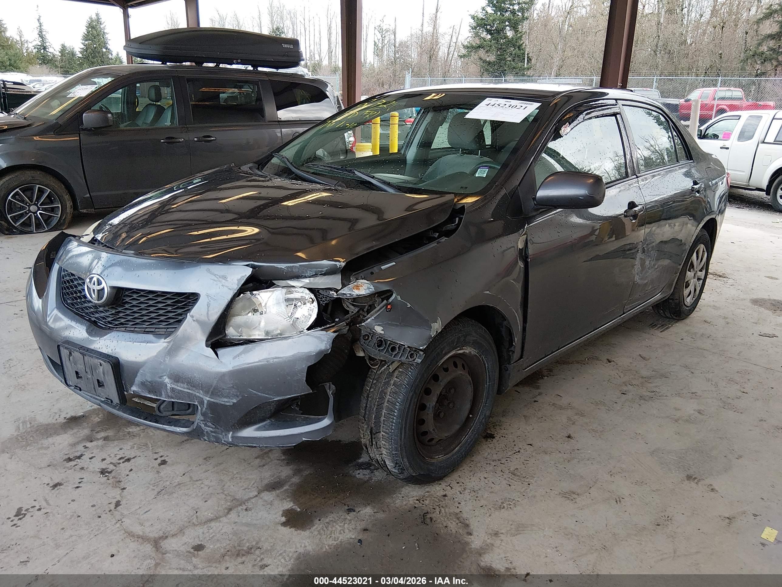 TOYOTA COROLLA image 2