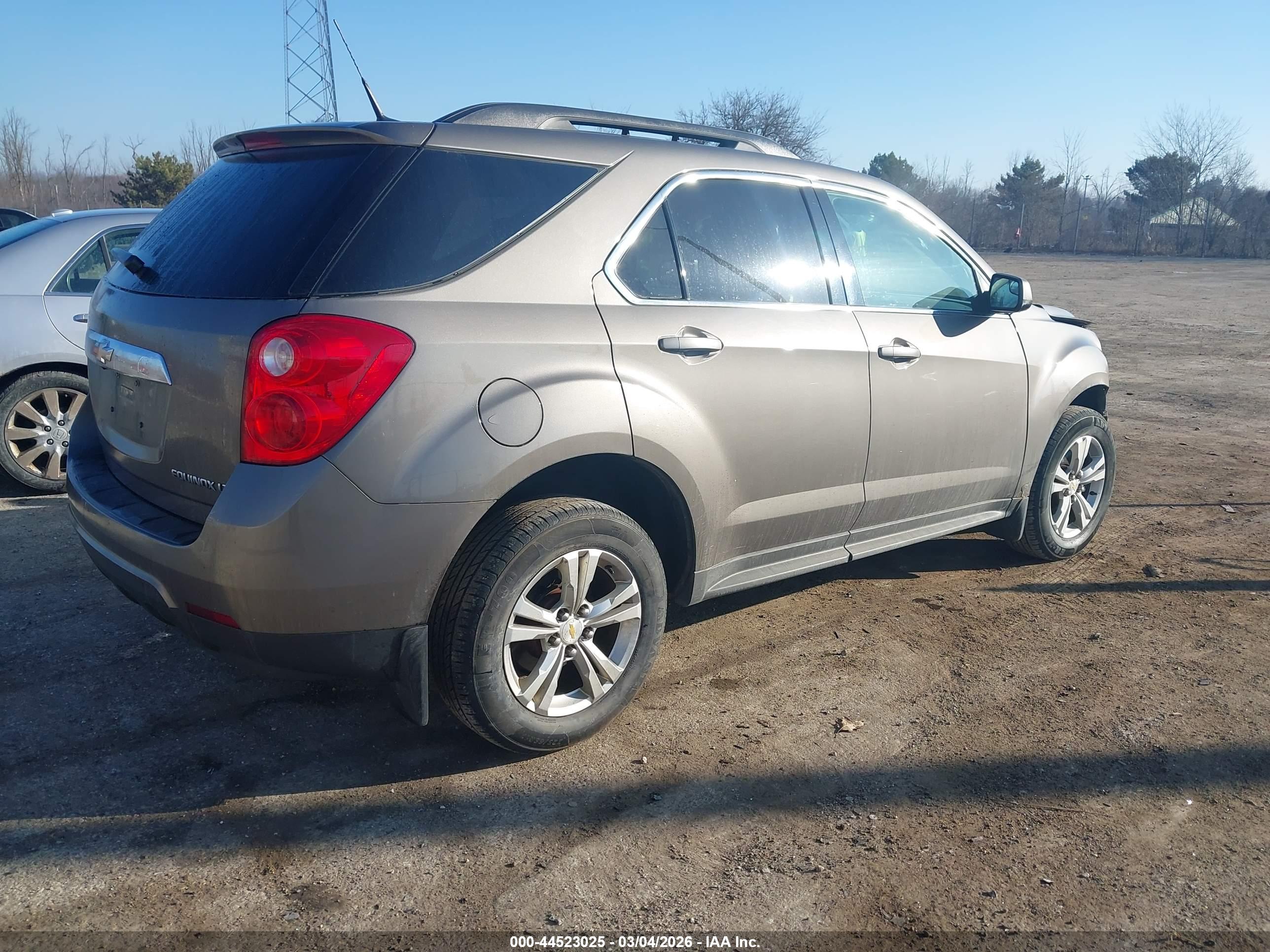 CHEVROLET EQUINOX image 4