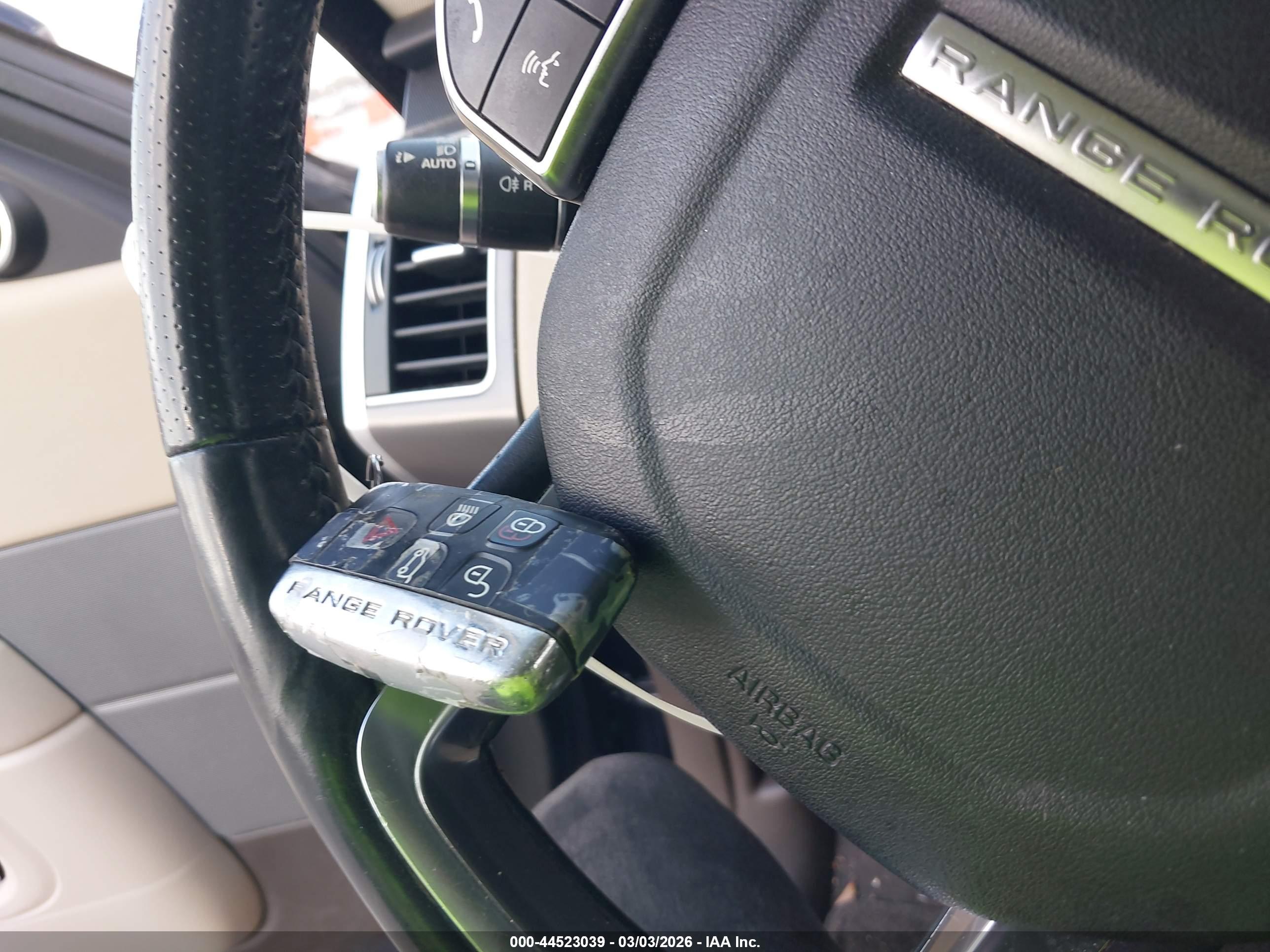LAND ROVER image 11