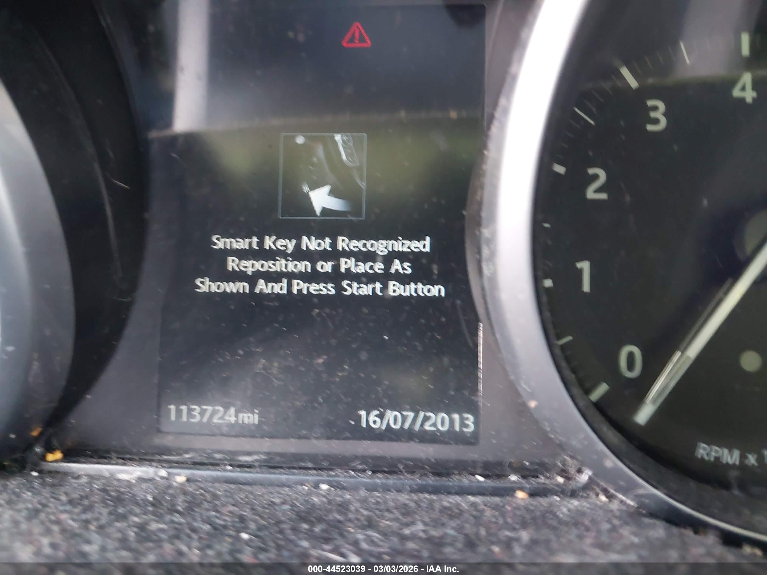 LAND ROVER image 7