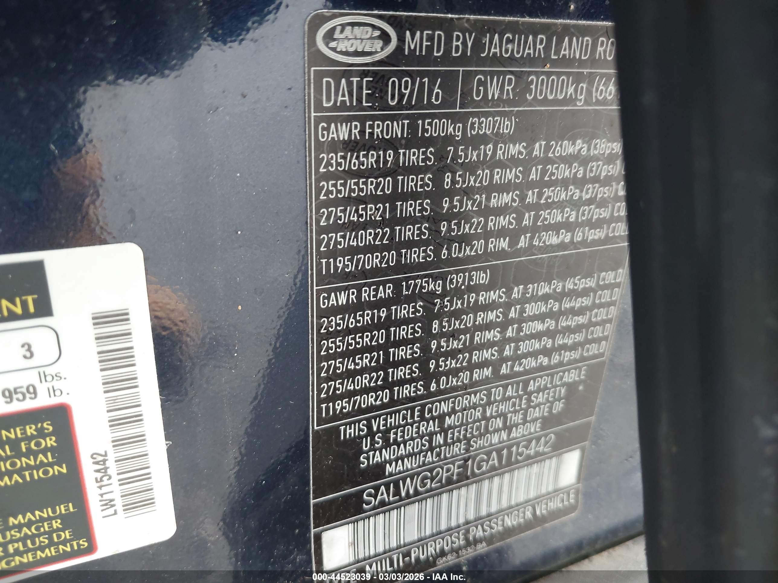 LAND ROVER image 9