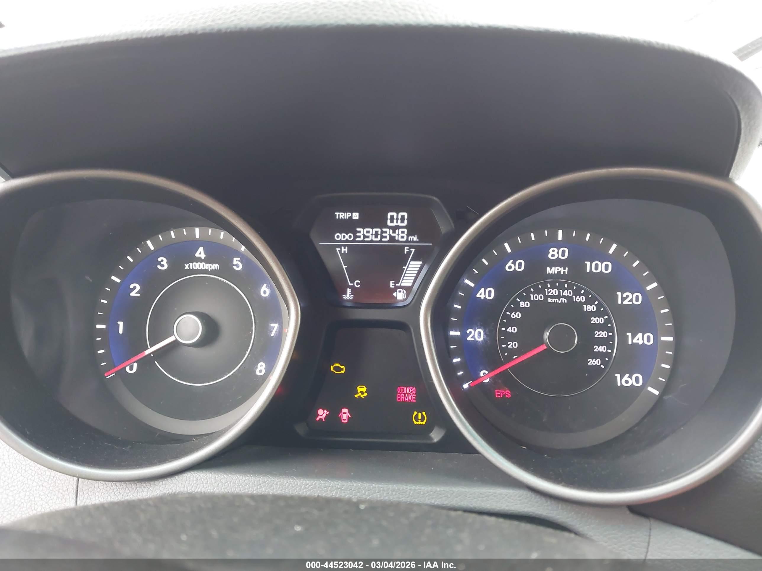 HYUNDAI ELANTRA image 7