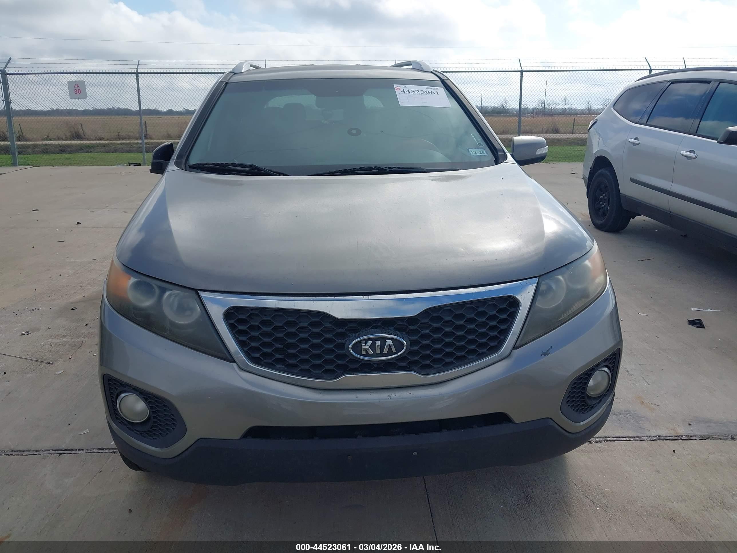 KIA SORENTO image 6