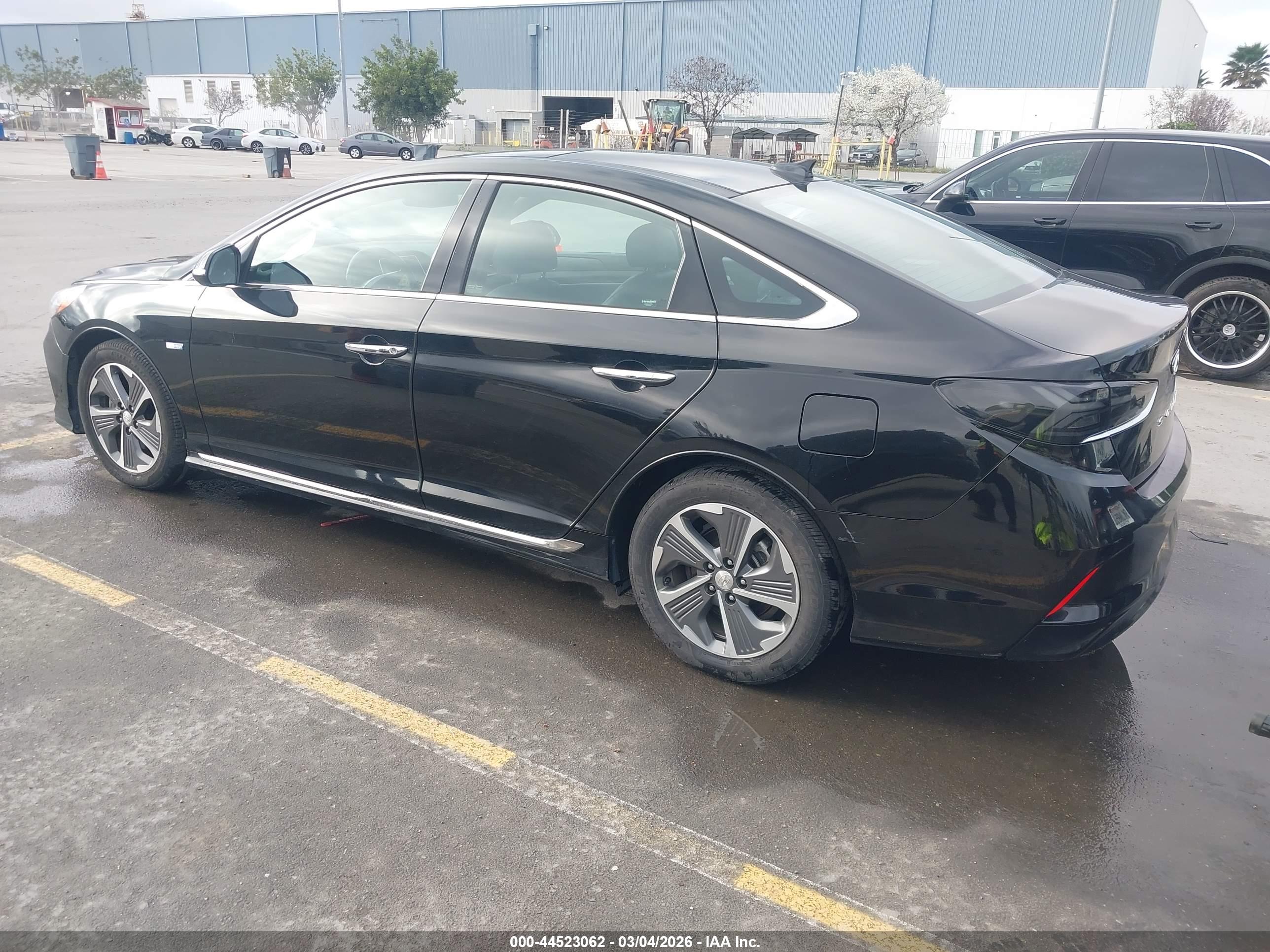 HYUNDAI SONATA image 3