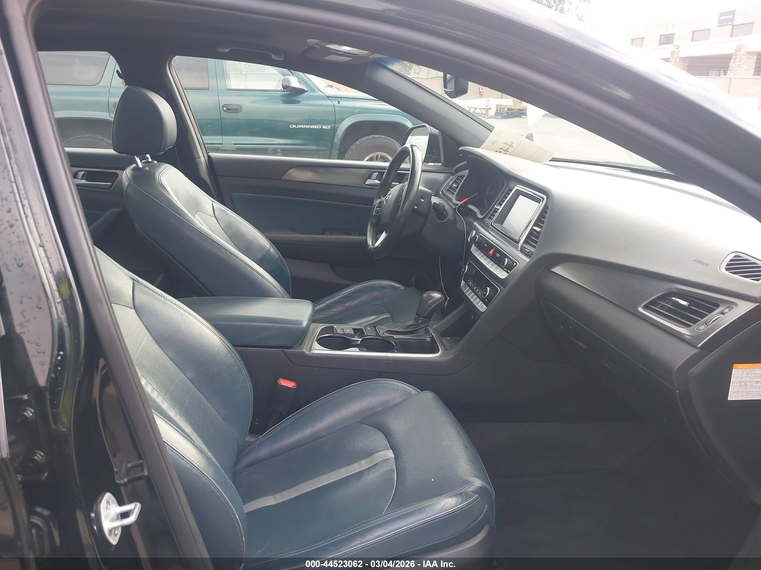 HYUNDAI SONATA image 5