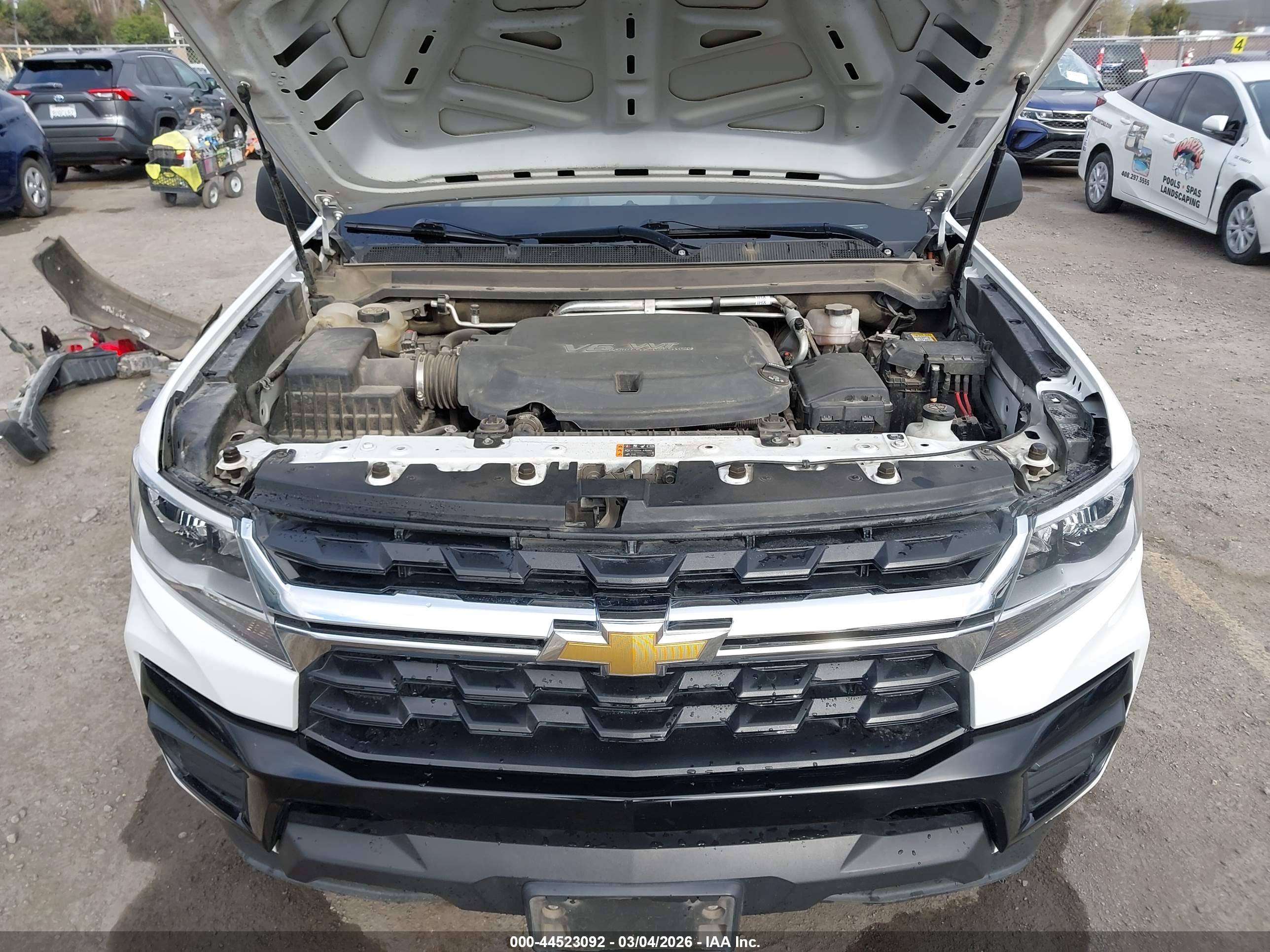 CHEVROLET COLORADO image 10