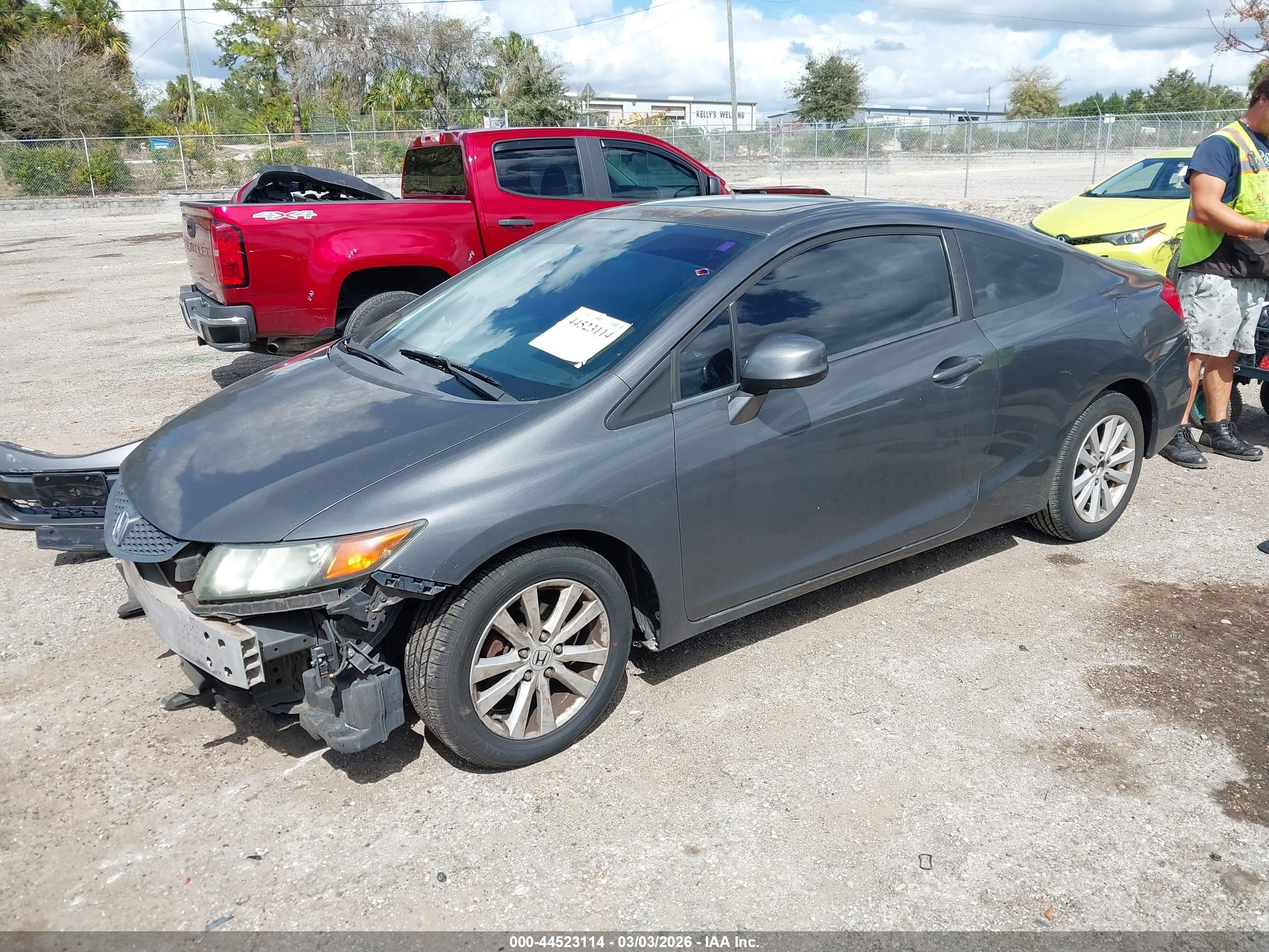 HONDA CIVIC image 2