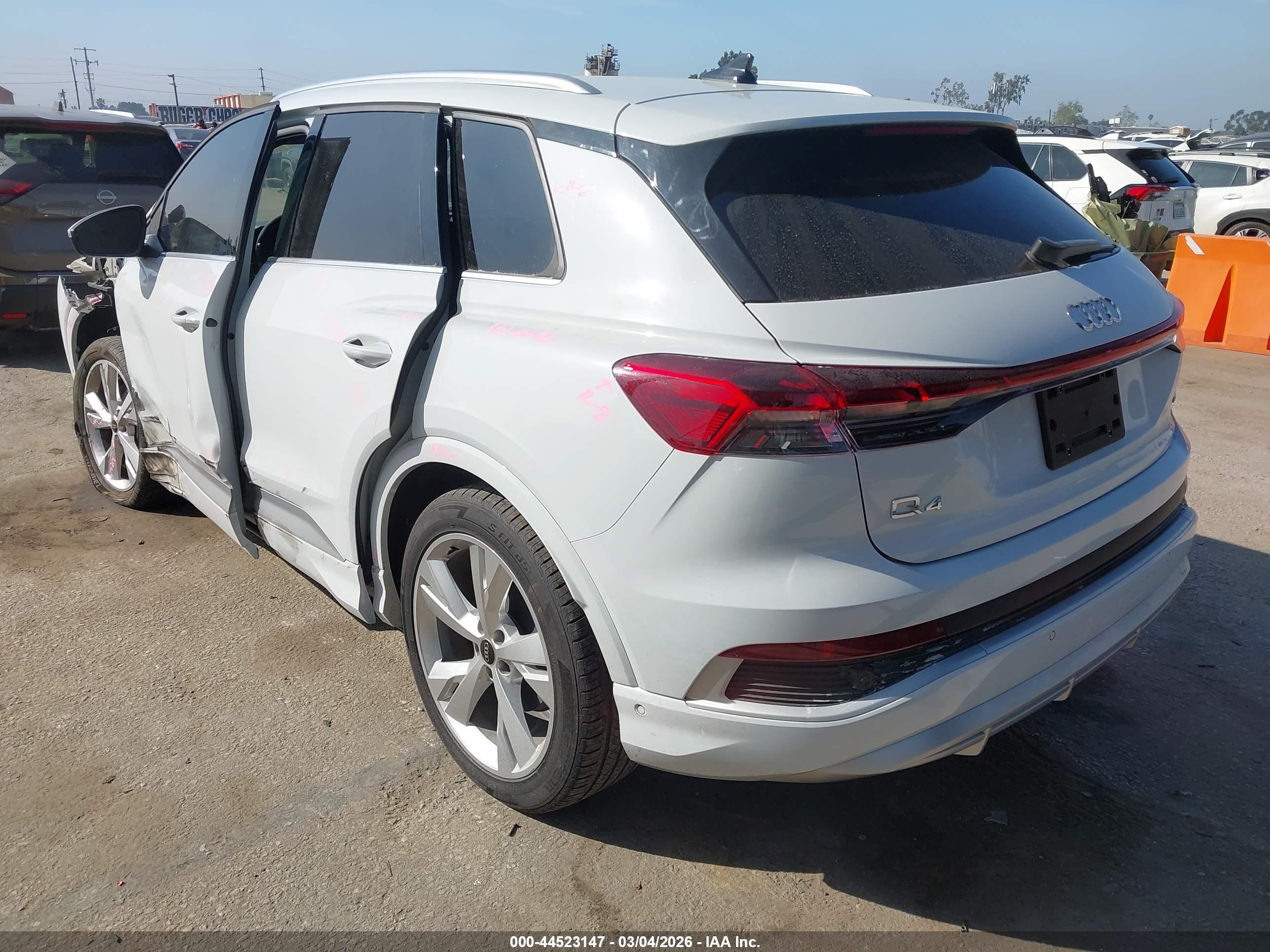 AUDI Q4 image 3