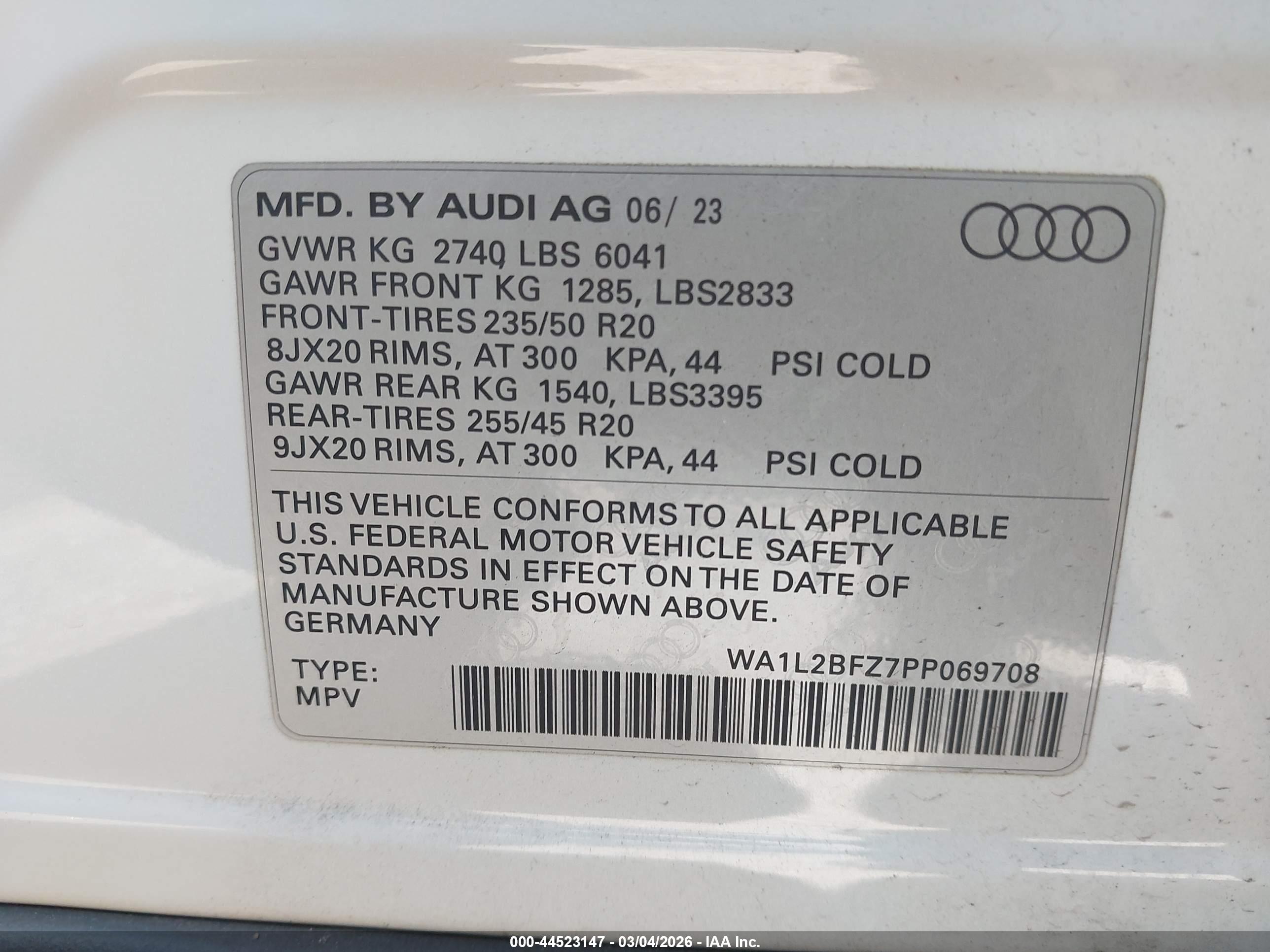 AUDI Q4 image 9