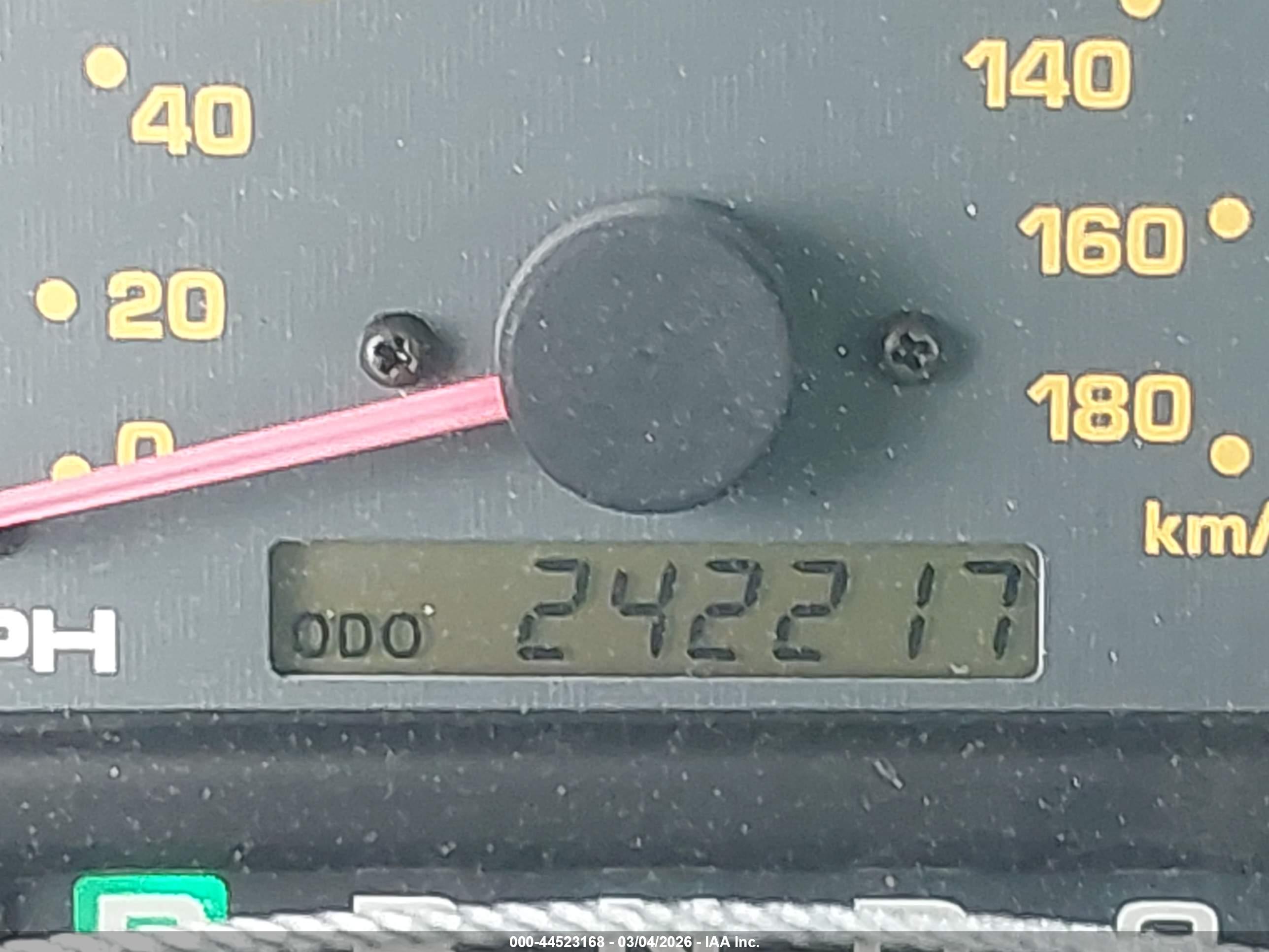 TOYOTA 4RUNNER image 7