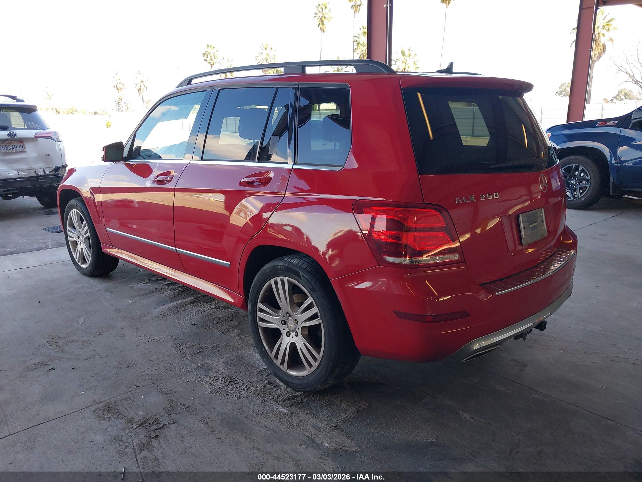 MERCEDES-BENZ GLK image 3