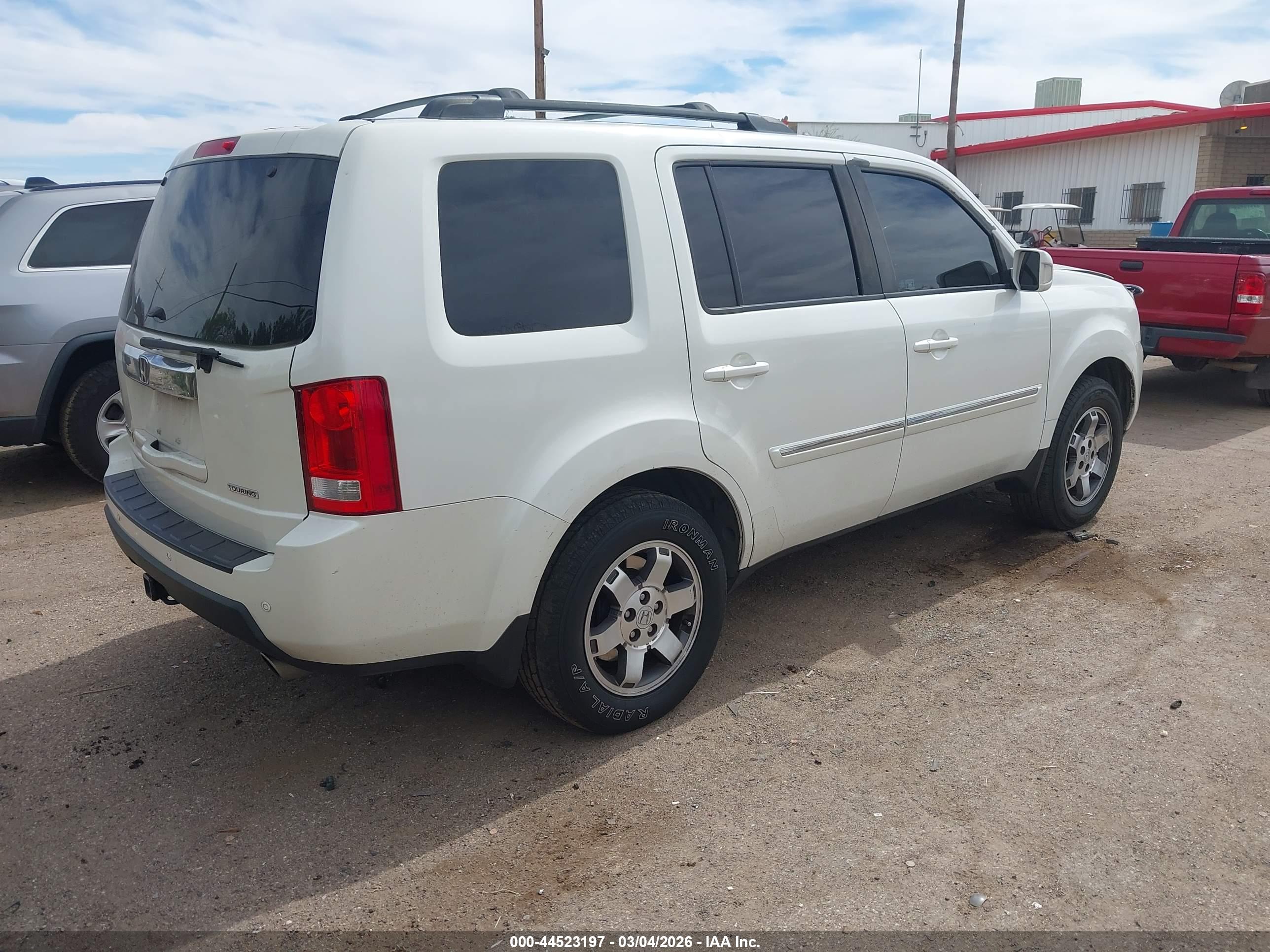 HONDA PILOT image 4