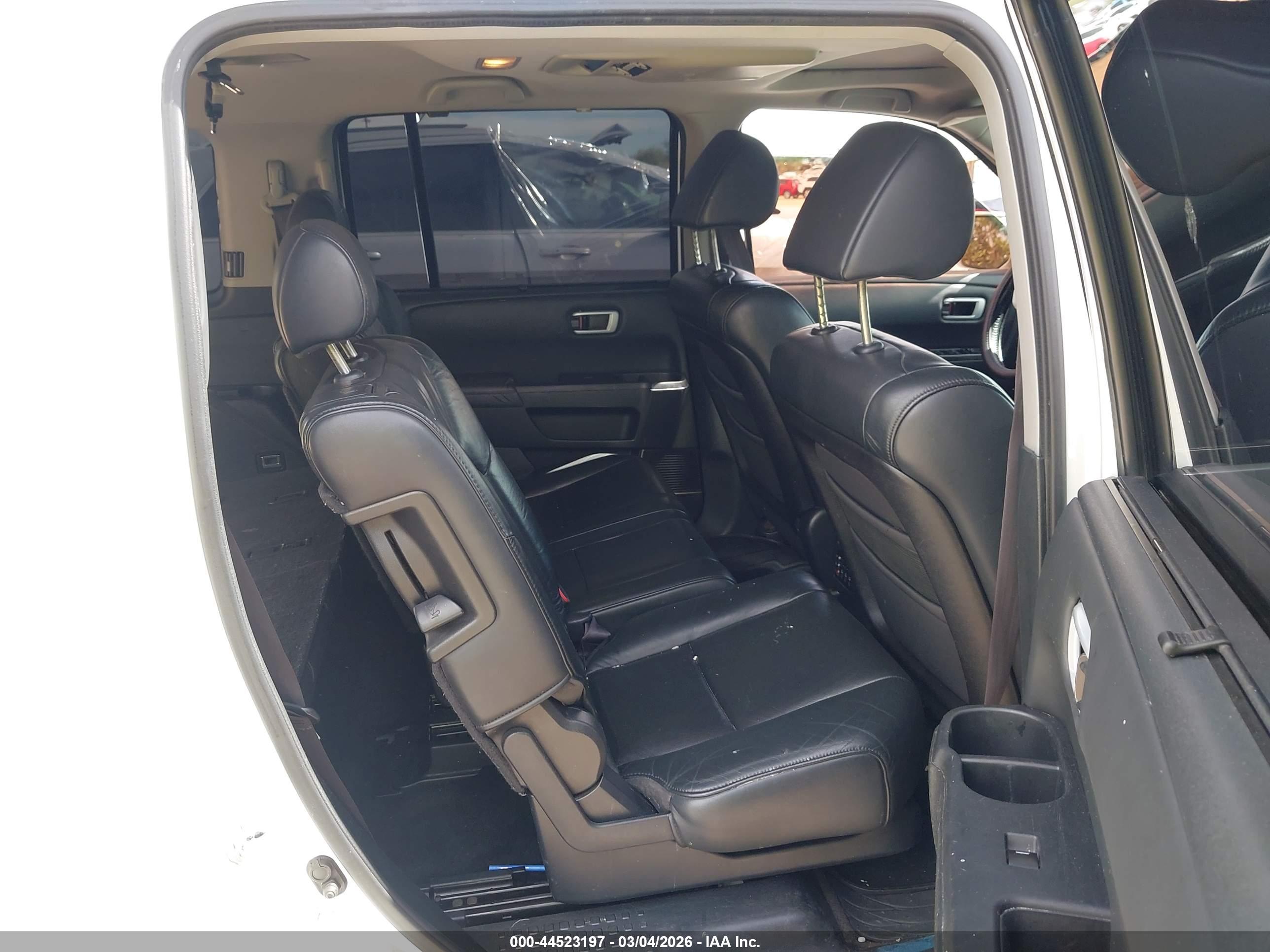 HONDA PILOT image 8