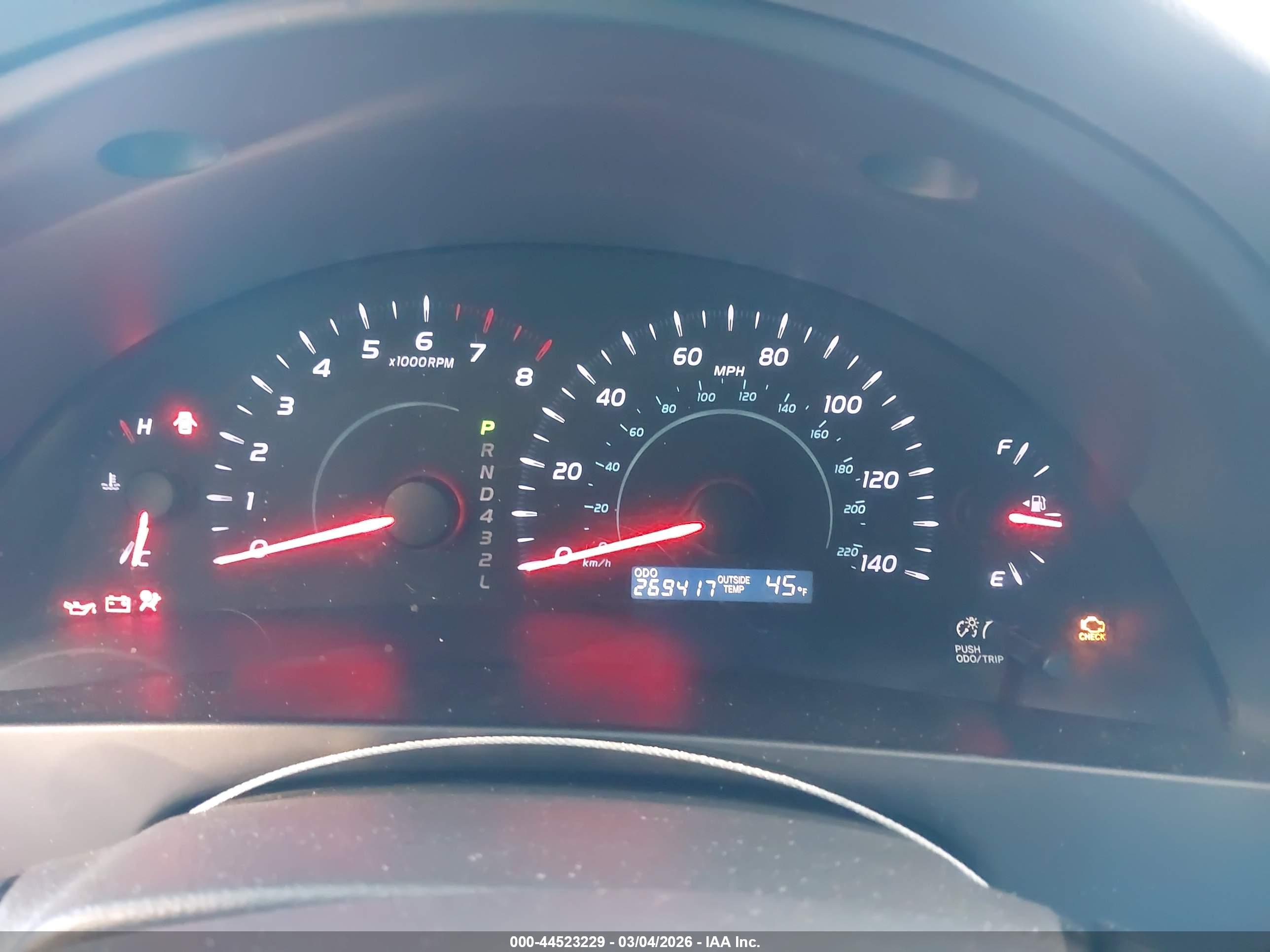 TOYOTA CAMRY image 7