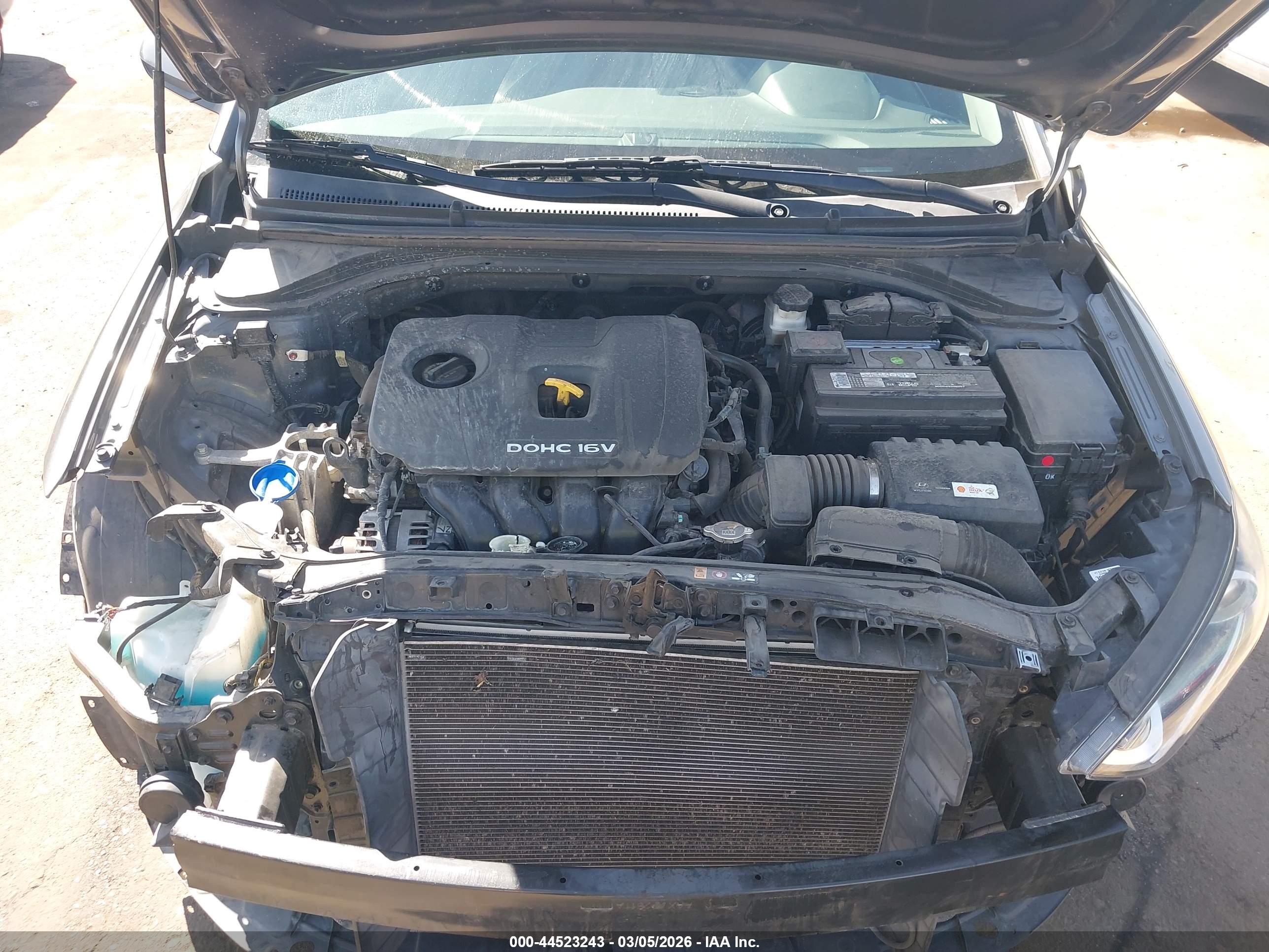 HYUNDAI ELANTRA image 10