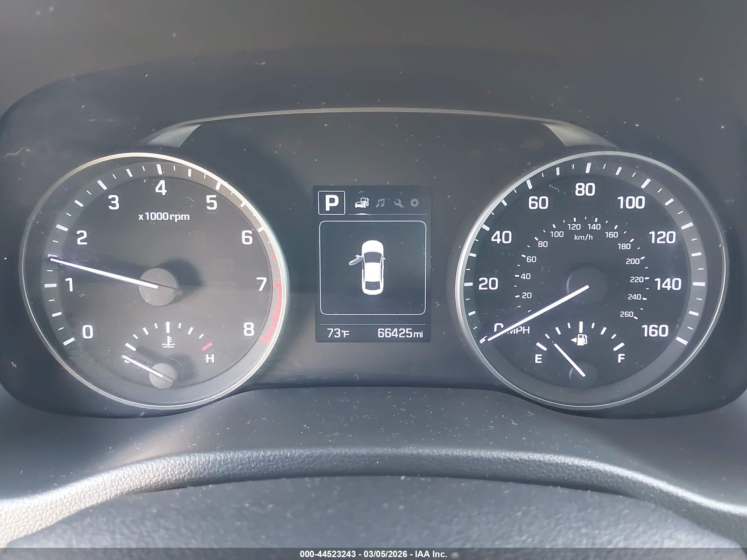 HYUNDAI ELANTRA image 7