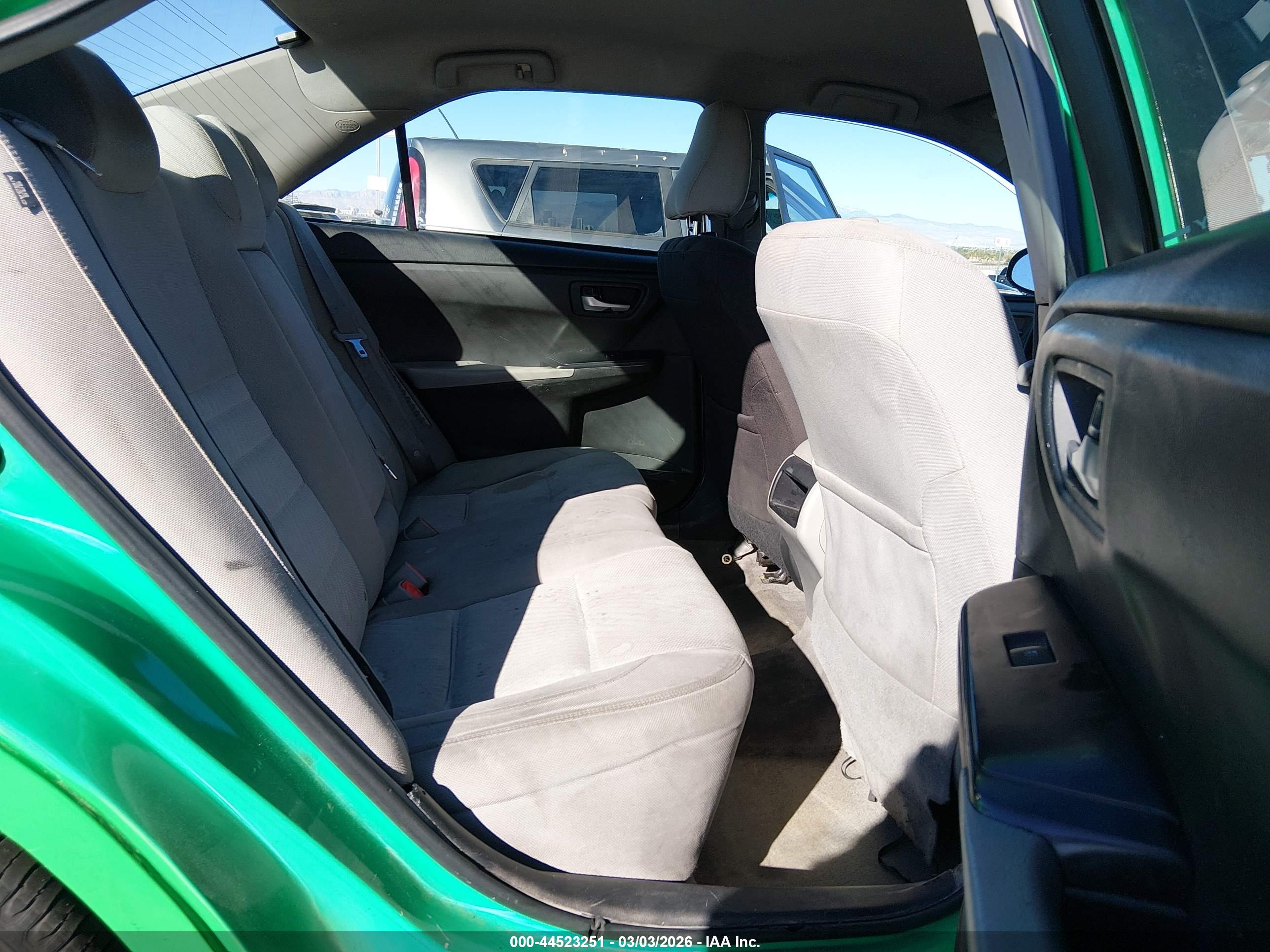 TOYOTA CAMRY image 8
