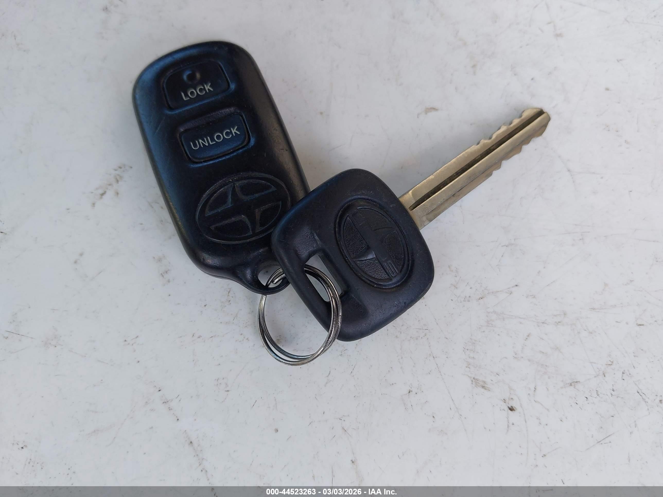 SCION XB image 11