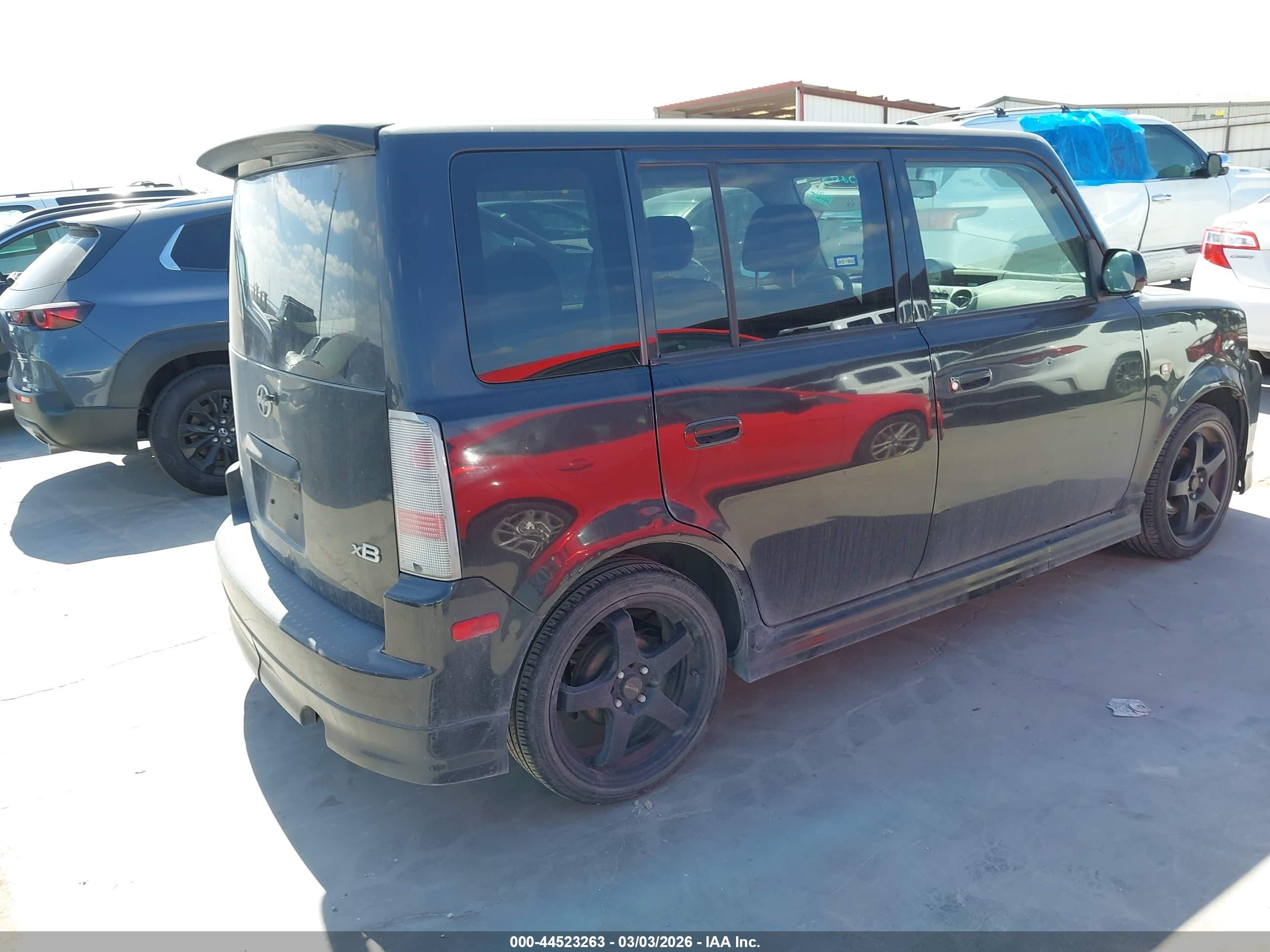 SCION XB image 4