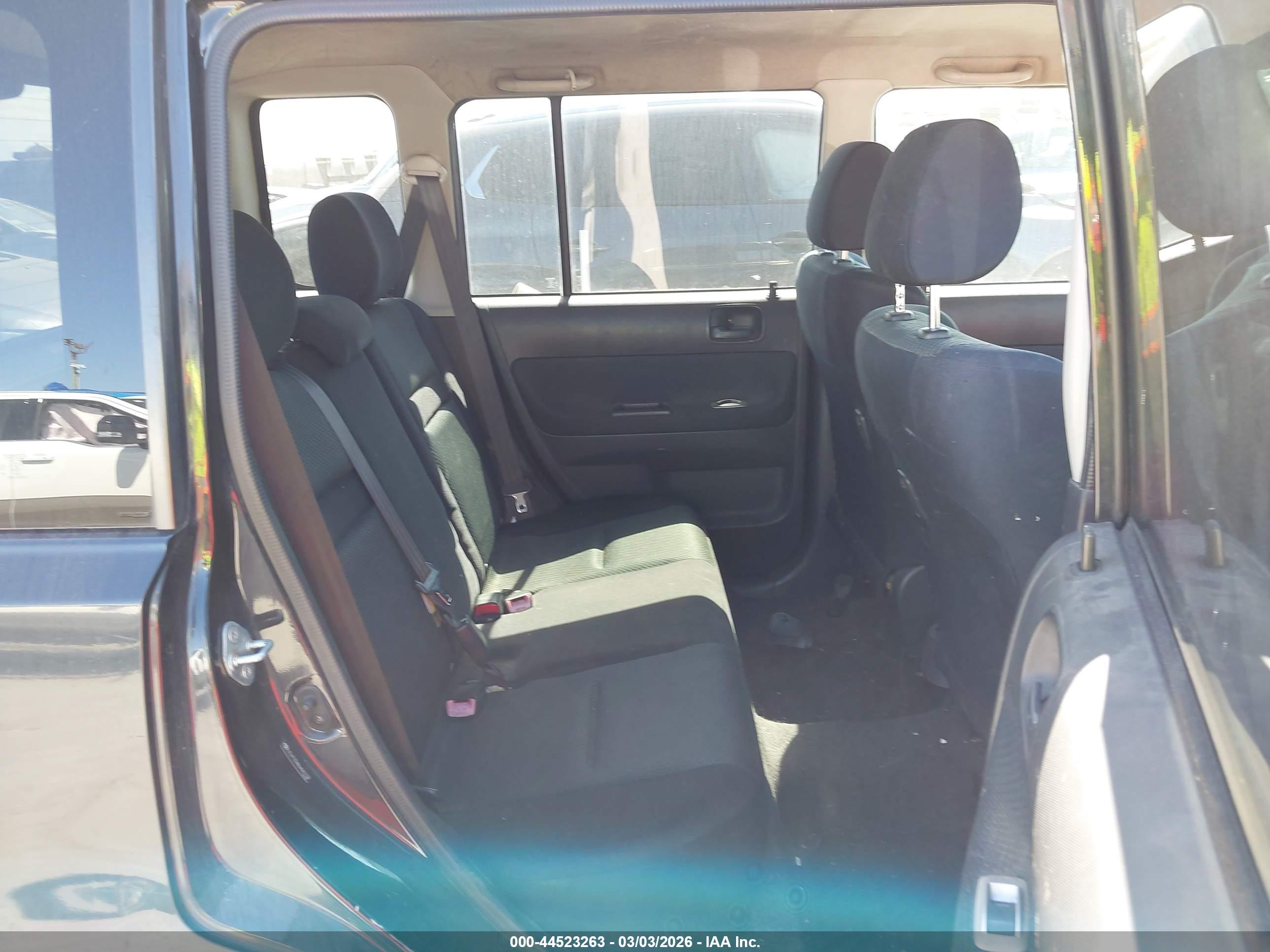 SCION XB image 8
