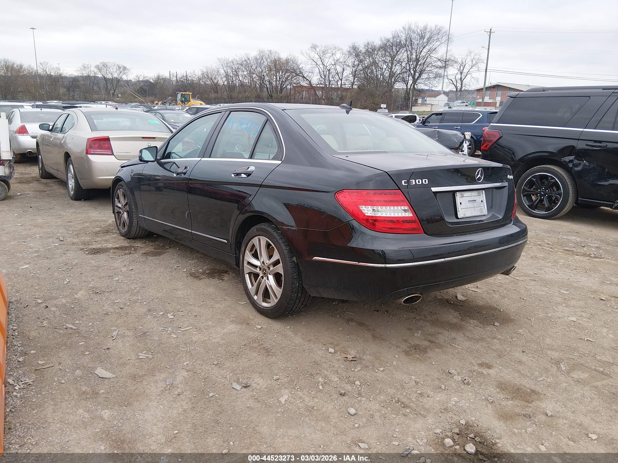 MERCEDES-BENZ C image 3