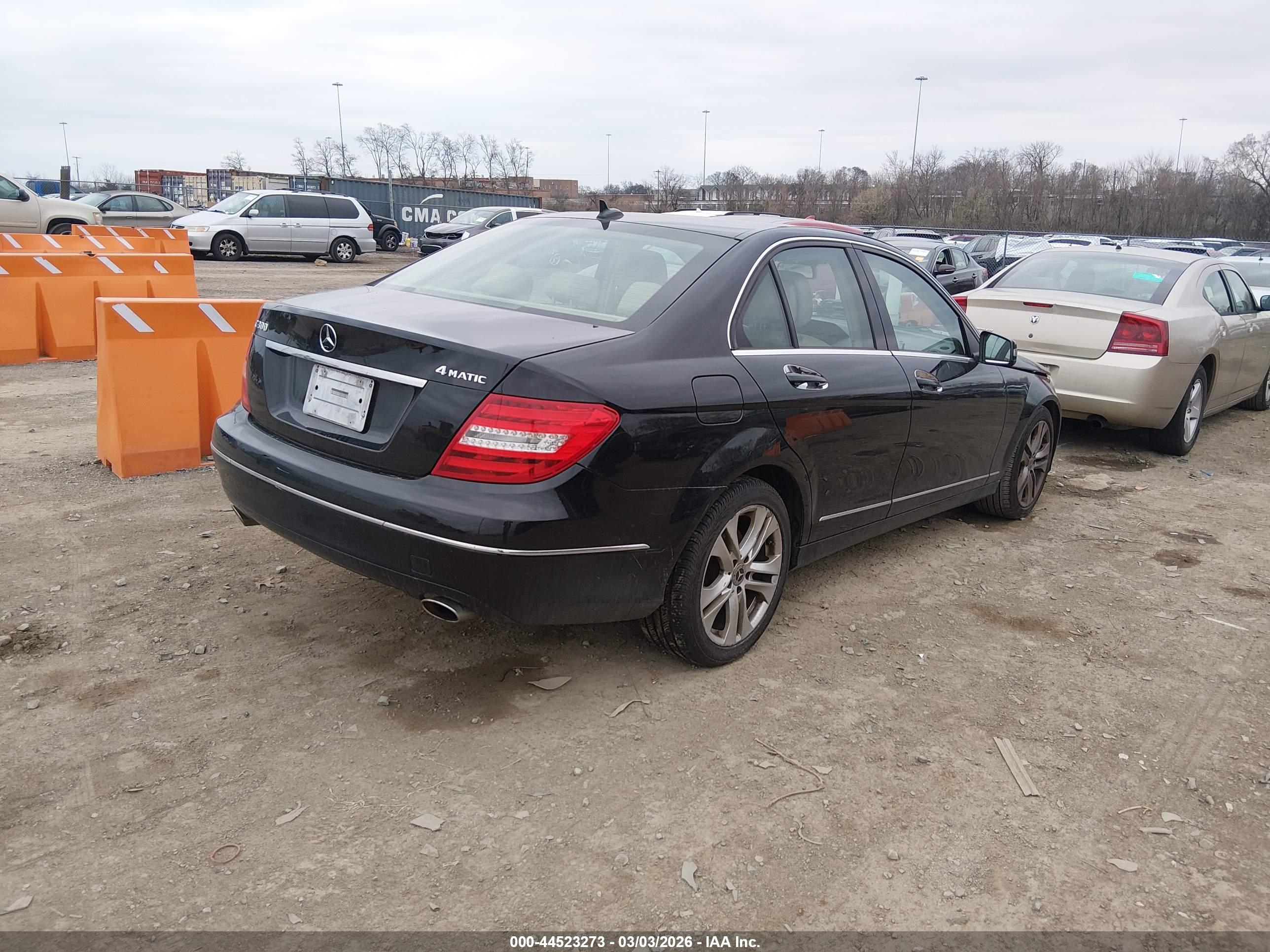 MERCEDES-BENZ C image 4