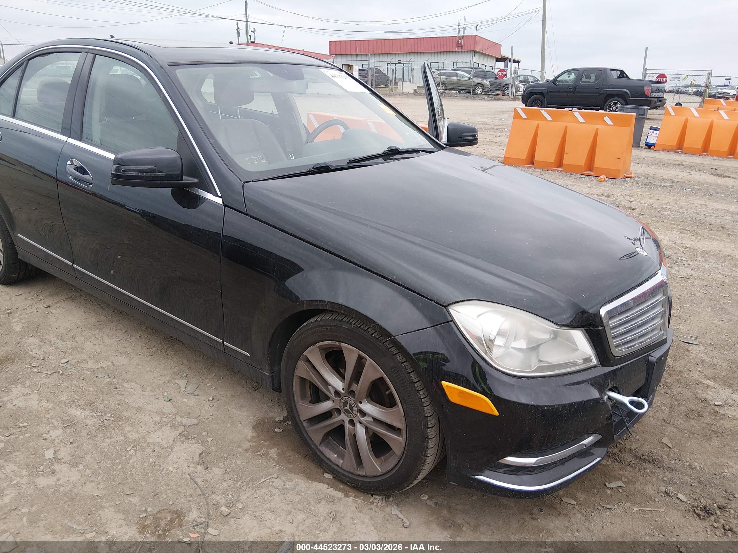 MERCEDES-BENZ C image 6