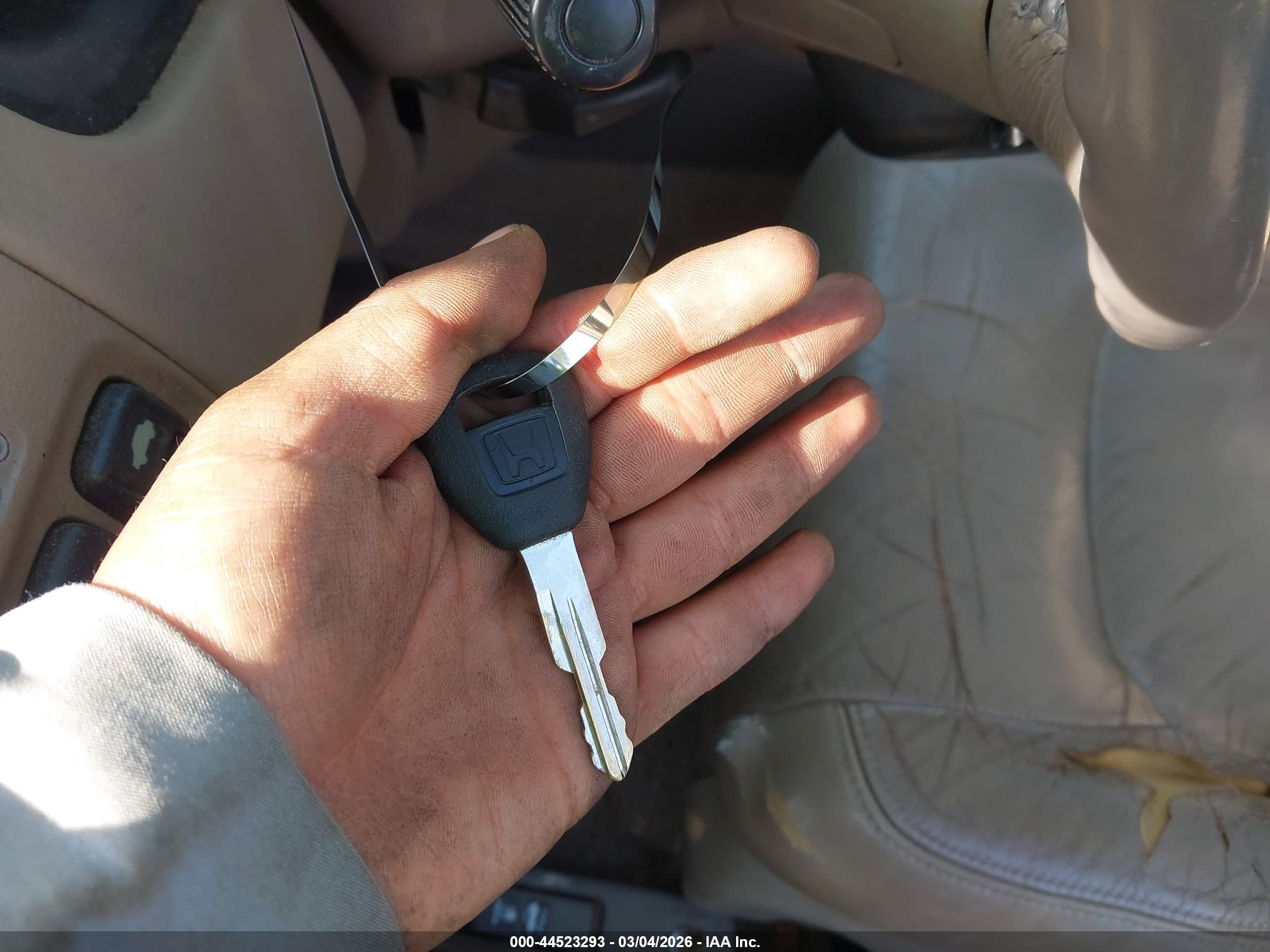 HONDA ACCORD image 11