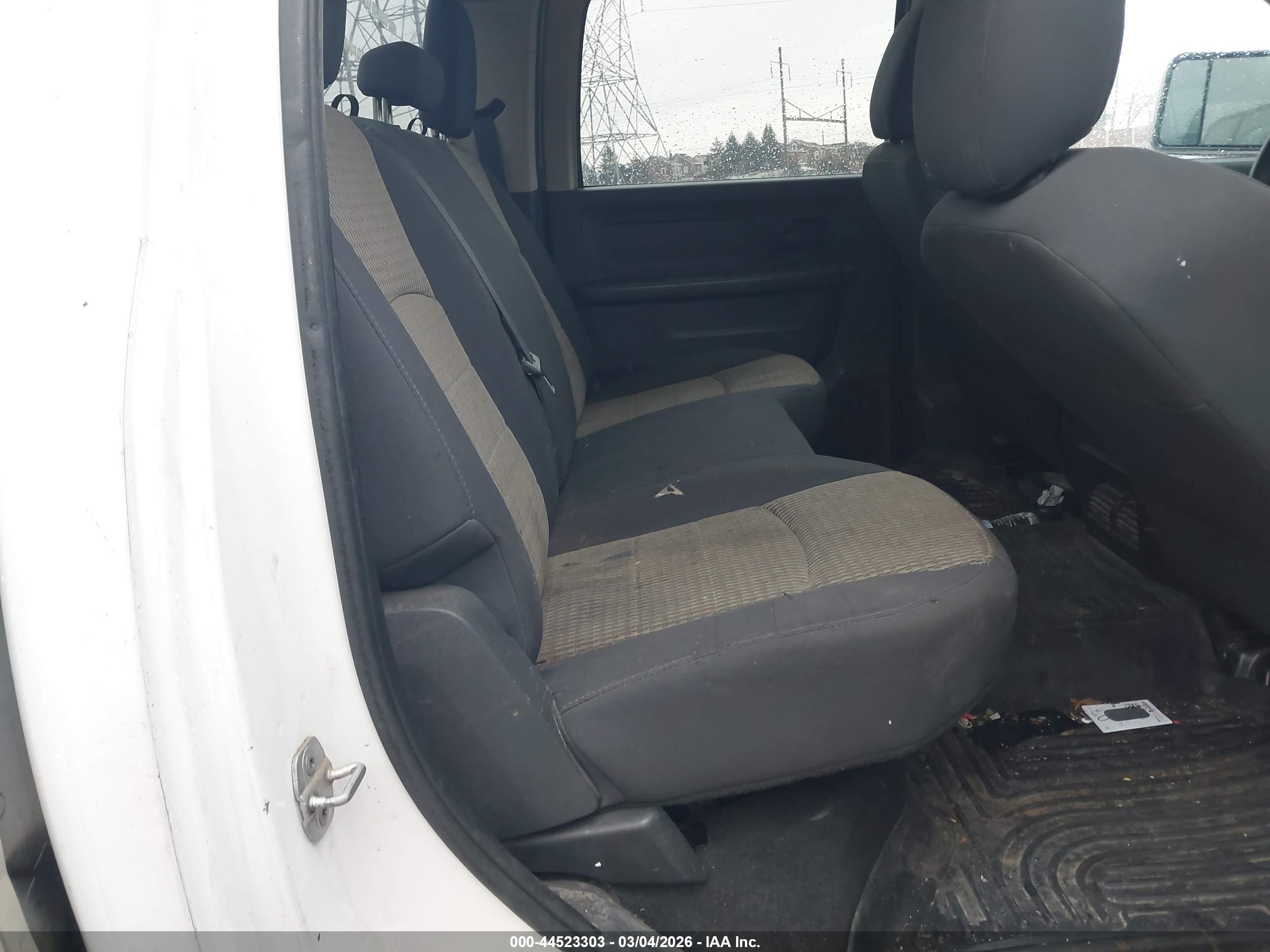 RAM 2500 image 8